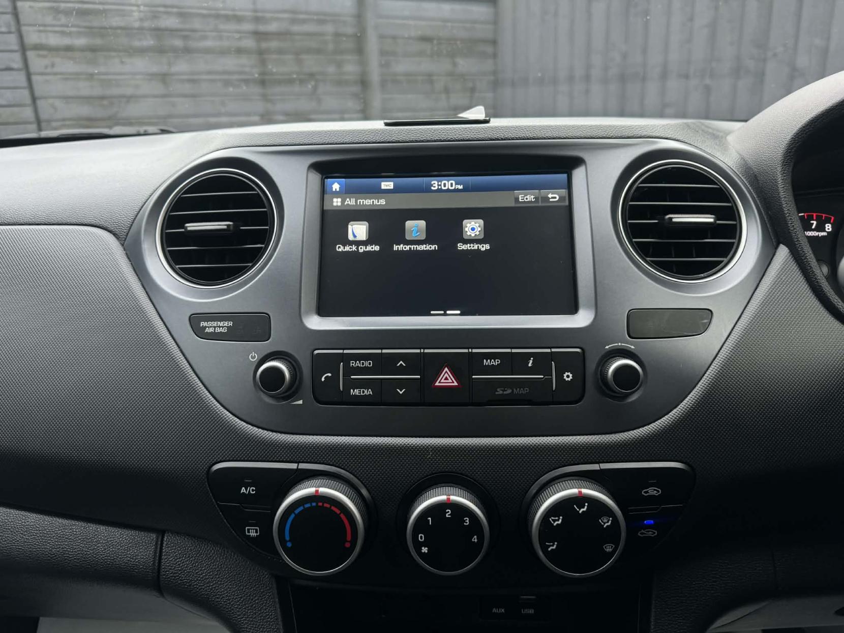 Hyundai i10 1.0 Play Hatchback 5dr Petrol Manual Euro 6 (67 ps)