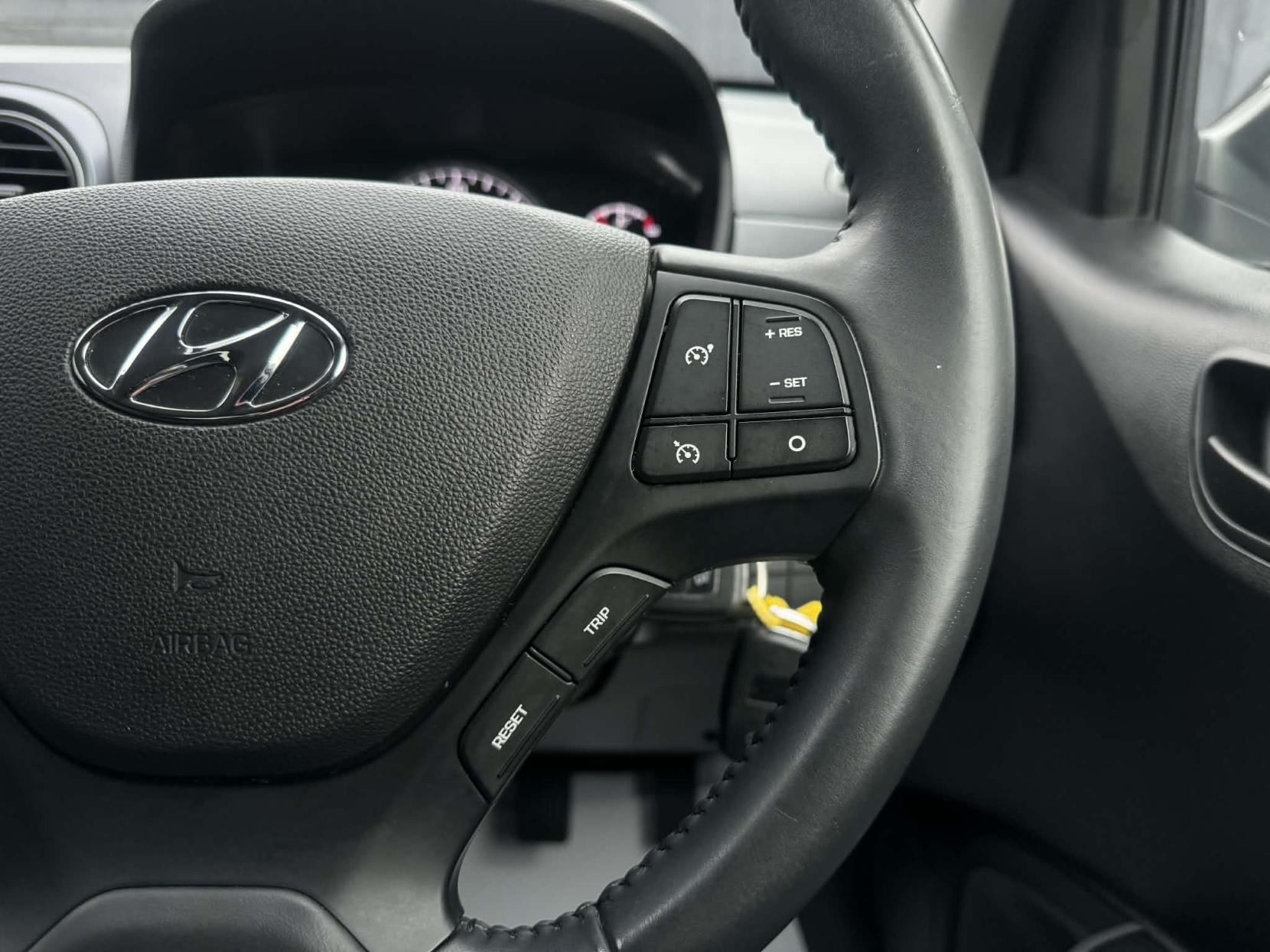 Hyundai i10 1.0 Play Hatchback 5dr Petrol Manual Euro 6 (67 ps)