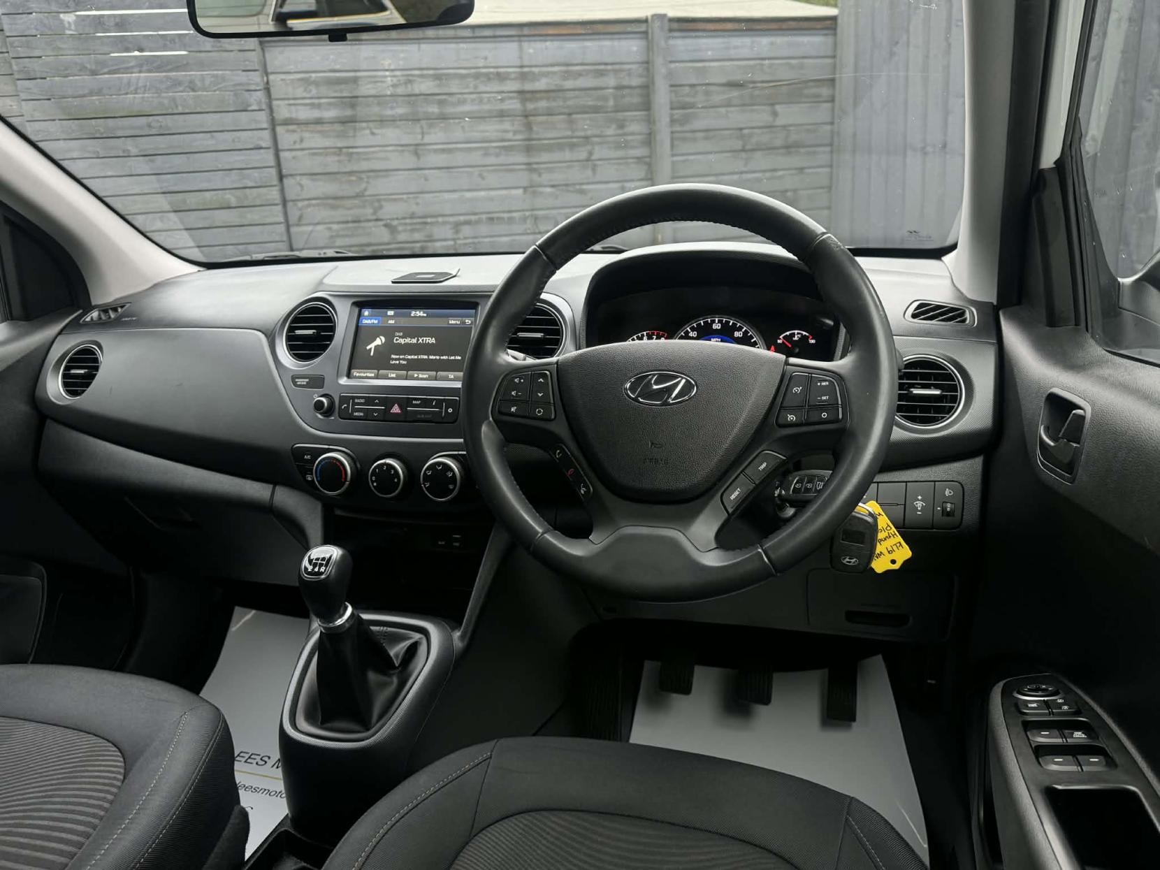 Hyundai i10 1.0 Play Hatchback 5dr Petrol Manual Euro 6 (67 ps)