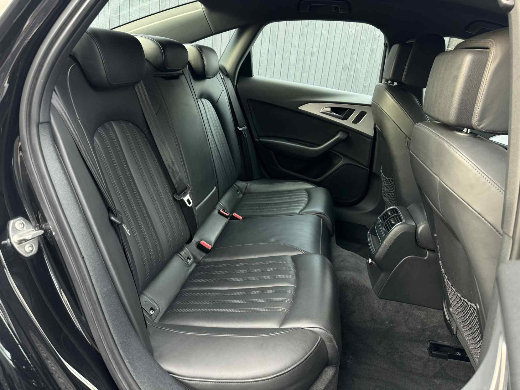 Audi A6 Saloon 2.0 TDI S line Saloon 4dr Diesel Multitronic Euro 5 (s/s) (177 ps)