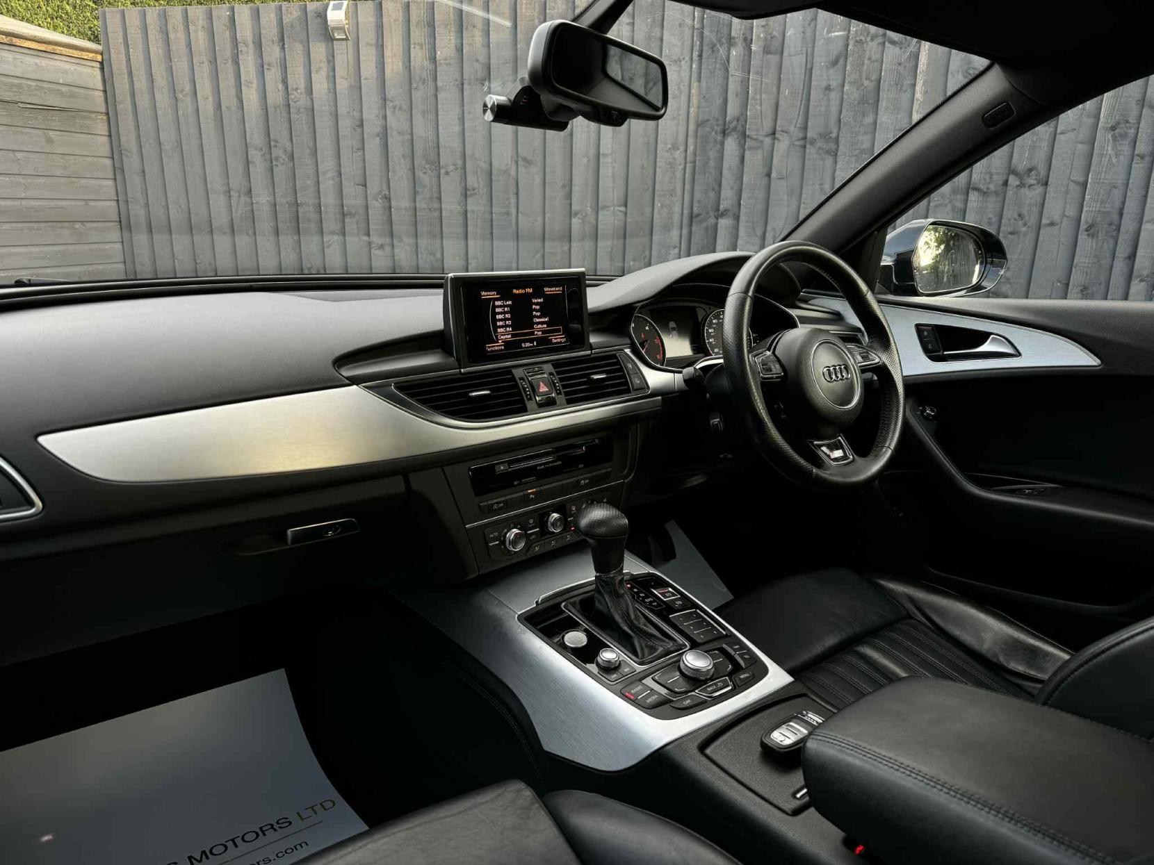 Audi A6 Saloon 2.0 TDI S line Saloon 4dr Diesel Multitronic Euro 5 (s/s) (177 ps)