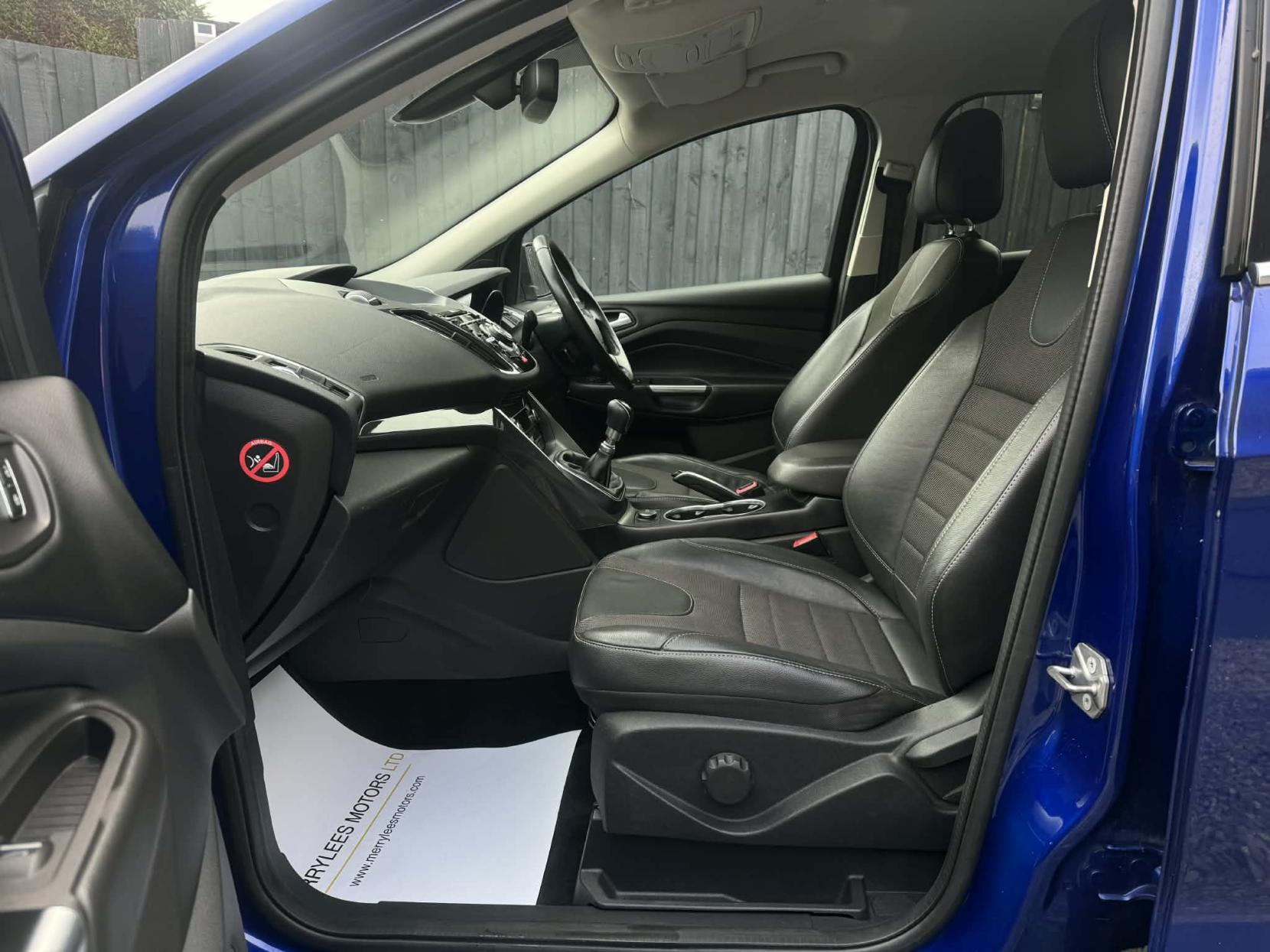 Ford Kuga 2.0 TDCi Titanium SUV 5dr Diesel Manual 2WD Euro 6 (s/s) (150 ps)