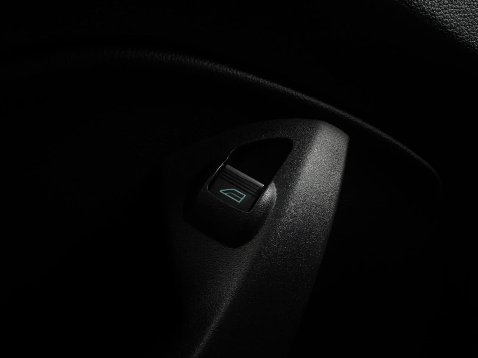 Ford Kuga 2.0 TDCi Titanium SUV 5dr Diesel Manual 2WD Euro 6 (s/s) (150 ps)