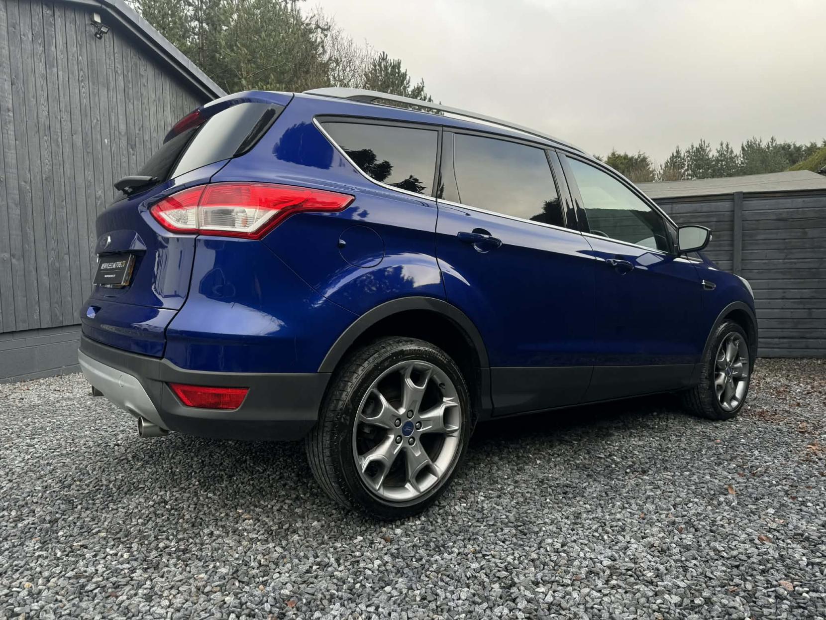 Ford Kuga 2.0 TDCi Titanium SUV 5dr Diesel Manual 2WD Euro 6 (s/s) (150 ps)