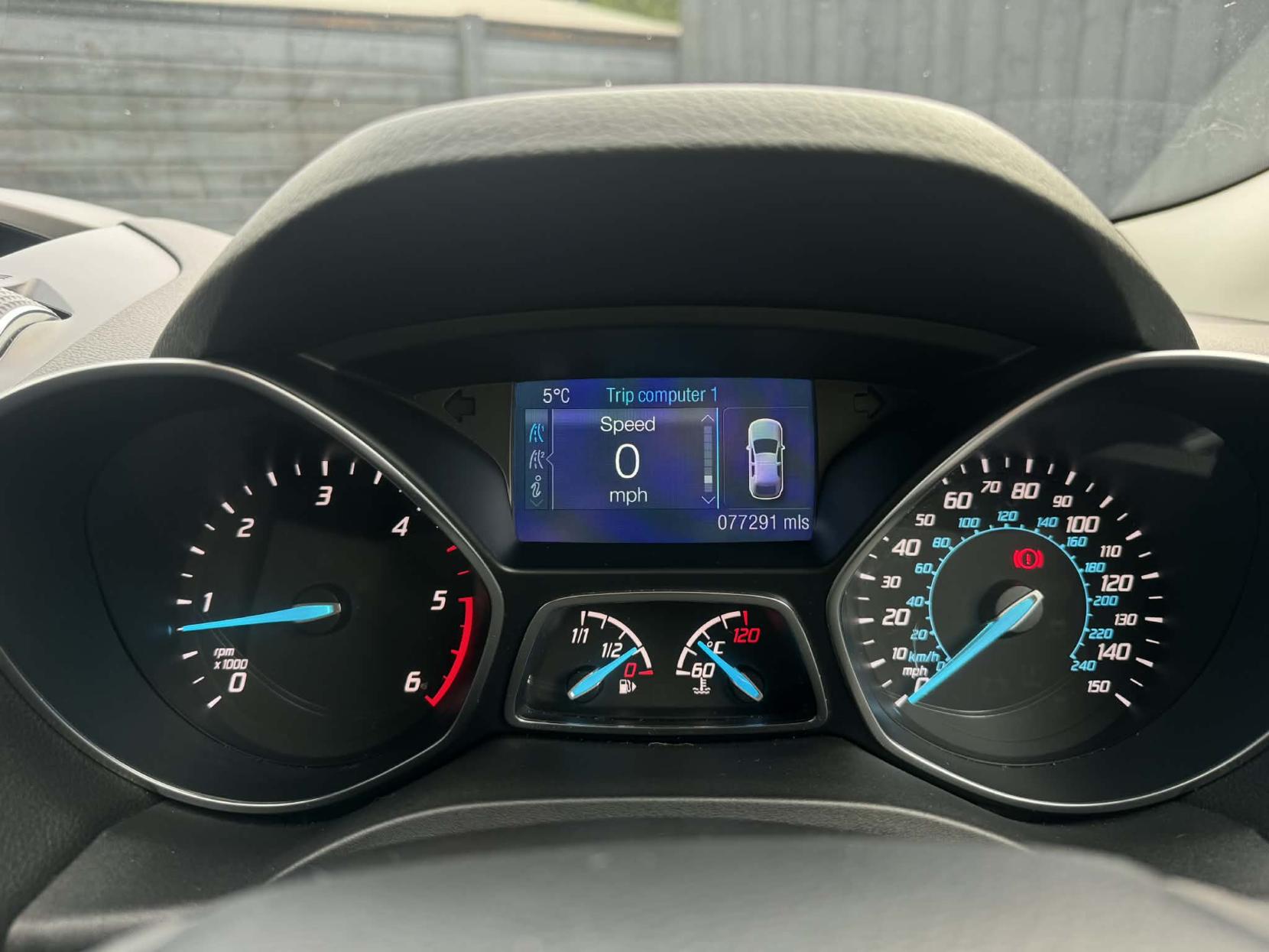 Ford Kuga 2.0 TDCi Titanium SUV 5dr Diesel Manual 2WD Euro 6 (s/s) (150 ps)