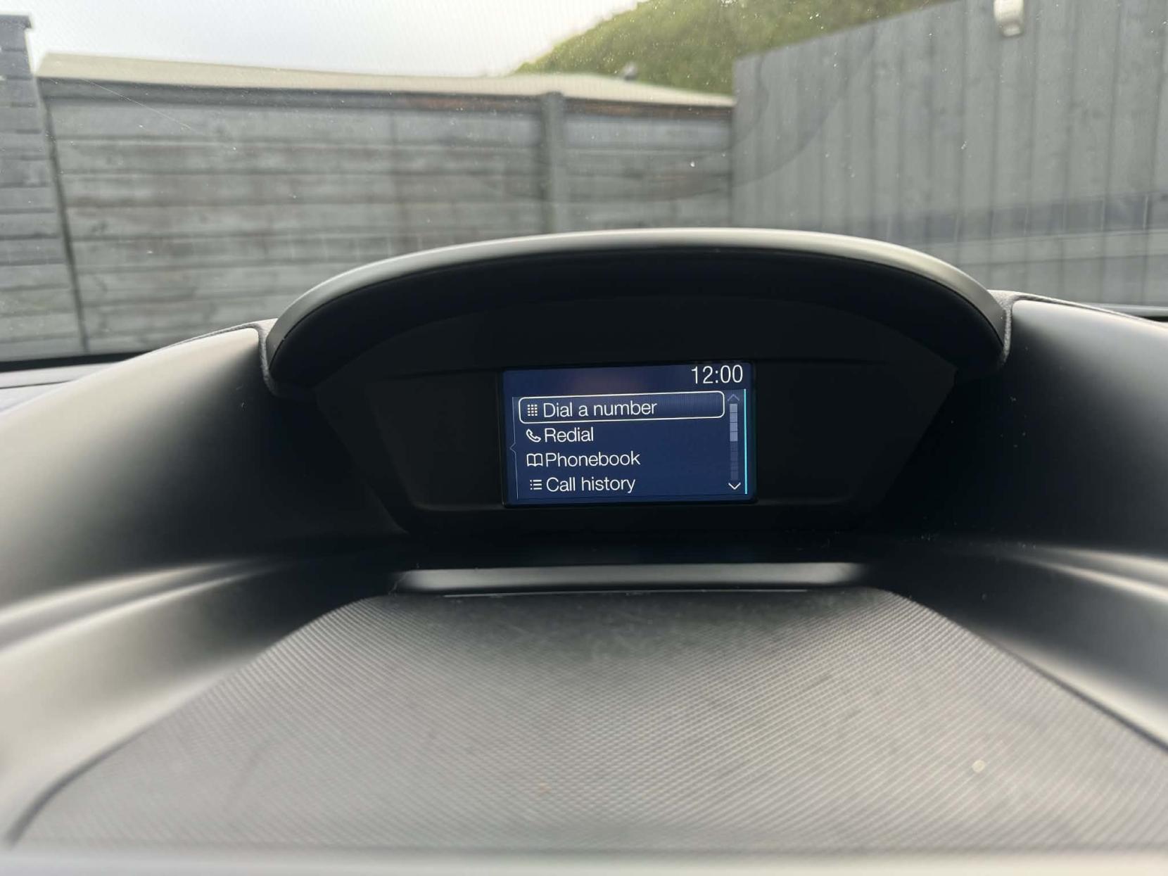 Ford Kuga 2.0 TDCi Titanium SUV 5dr Diesel Manual 2WD Euro 6 (s/s) (150 ps)