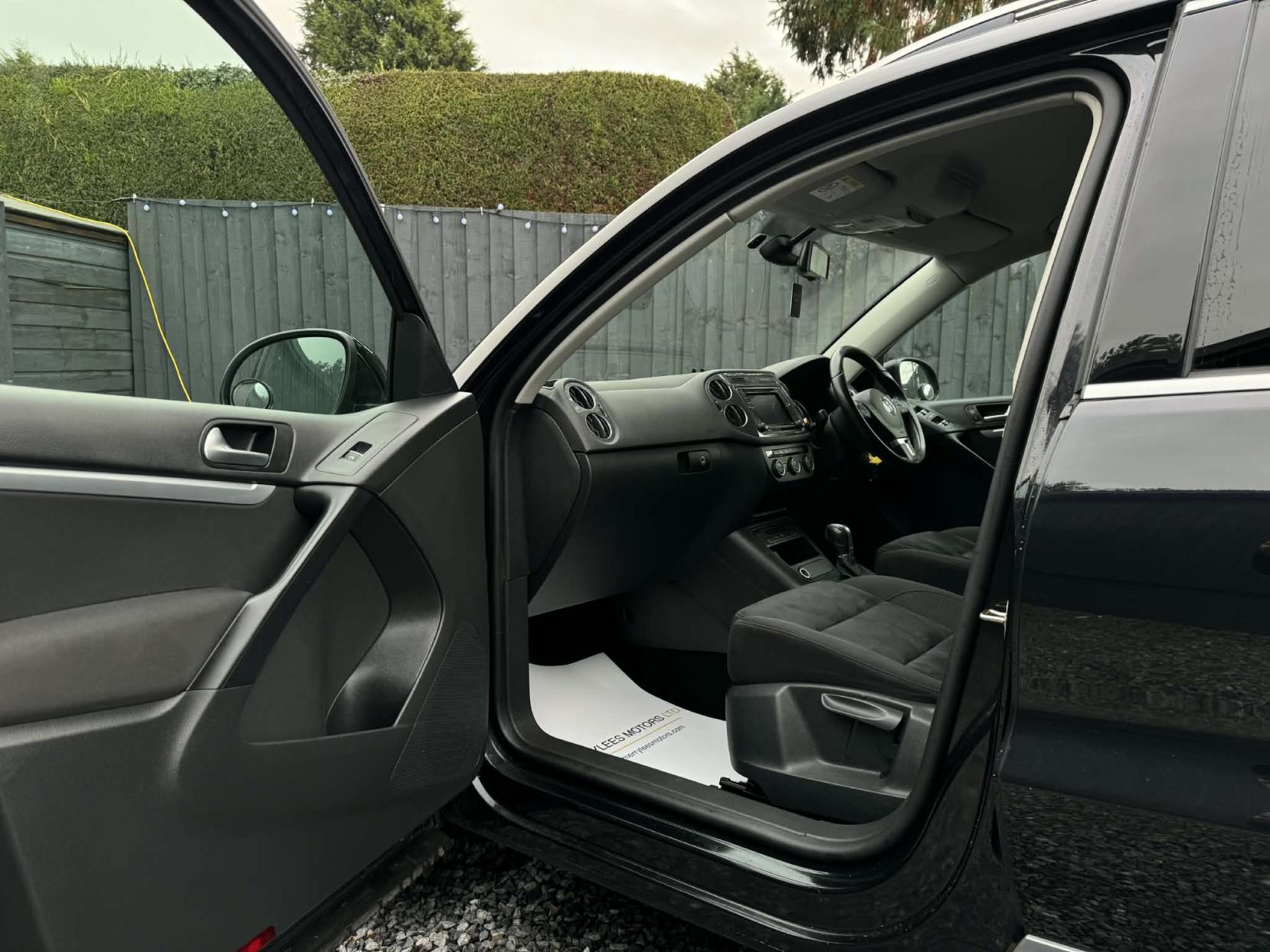 Volkswagen Tiguan 2.0 TDI BlueMotion Tech Match SUV 5dr Diesel DSG 4WD Euro 6 (s/s) (150 ps)