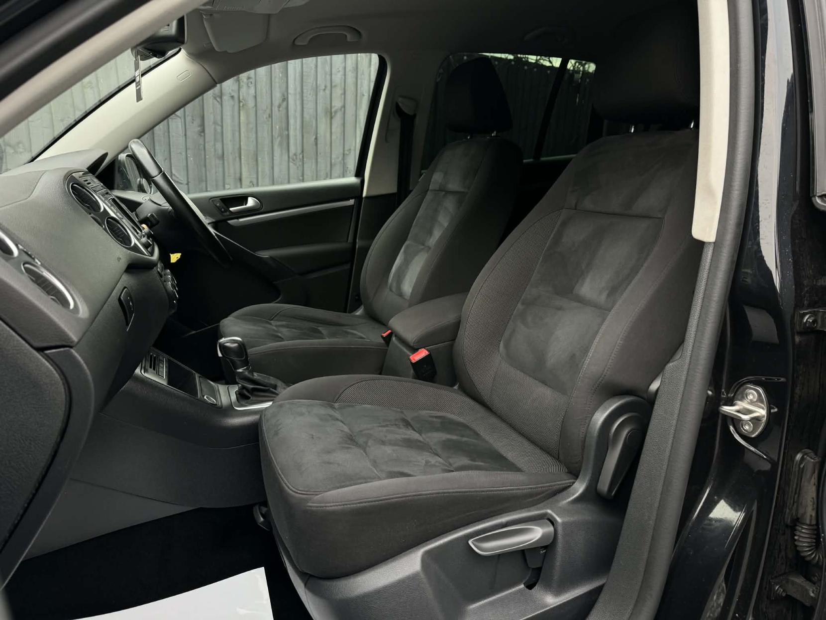 Volkswagen Tiguan 2.0 TDI BlueMotion Tech Match SUV 5dr Diesel DSG 4WD Euro 6 (s/s) (150 ps)