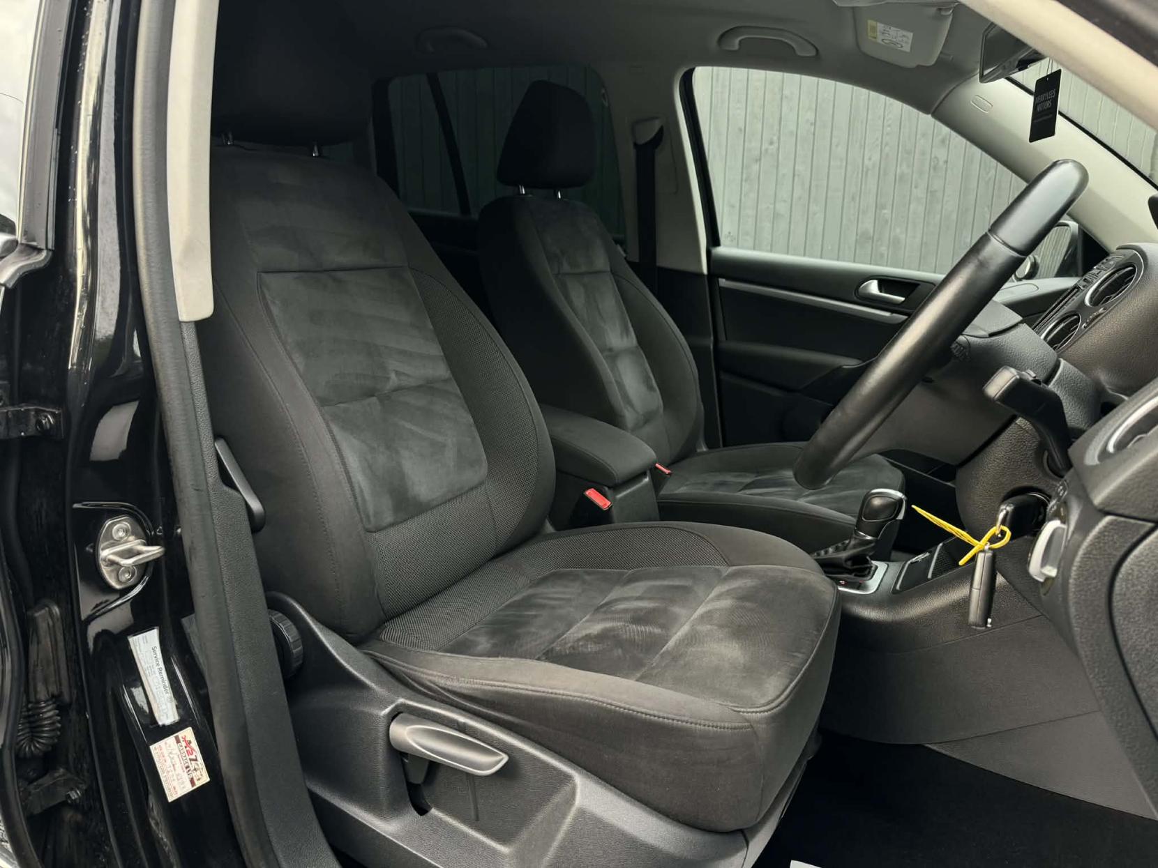 Volkswagen Tiguan 2.0 TDI BlueMotion Tech Match SUV 5dr Diesel DSG 4WD Euro 6 (s/s) (150 ps)