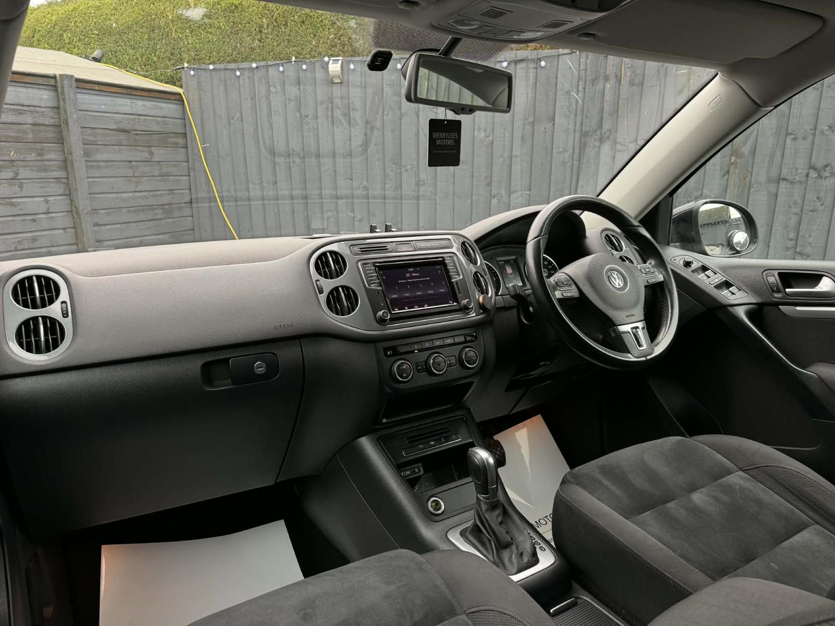 Volkswagen Tiguan 2.0 TDI BlueMotion Tech Match SUV 5dr Diesel DSG 4WD Euro 6 (s/s) (150 ps)