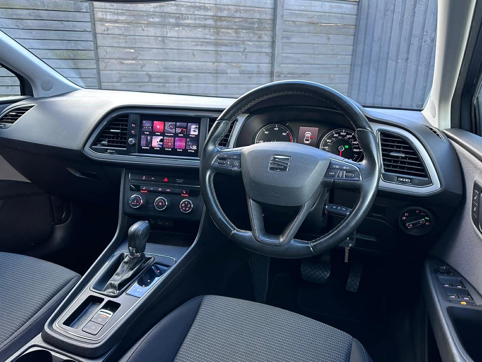 SEAT Leon 1.6 TDI SE Dynamic Technology Hatchback 5dr Diesel DSG Euro 6 (s/s) (115 ps)