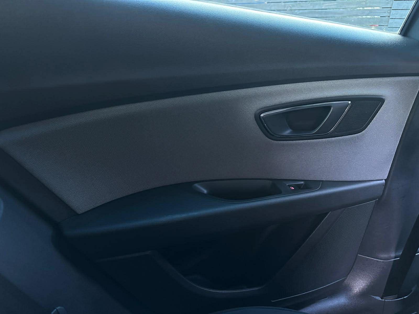 SEAT Leon 1.6 TDI SE Dynamic Technology Hatchback 5dr Diesel DSG Euro 6 (s/s) (115 ps)