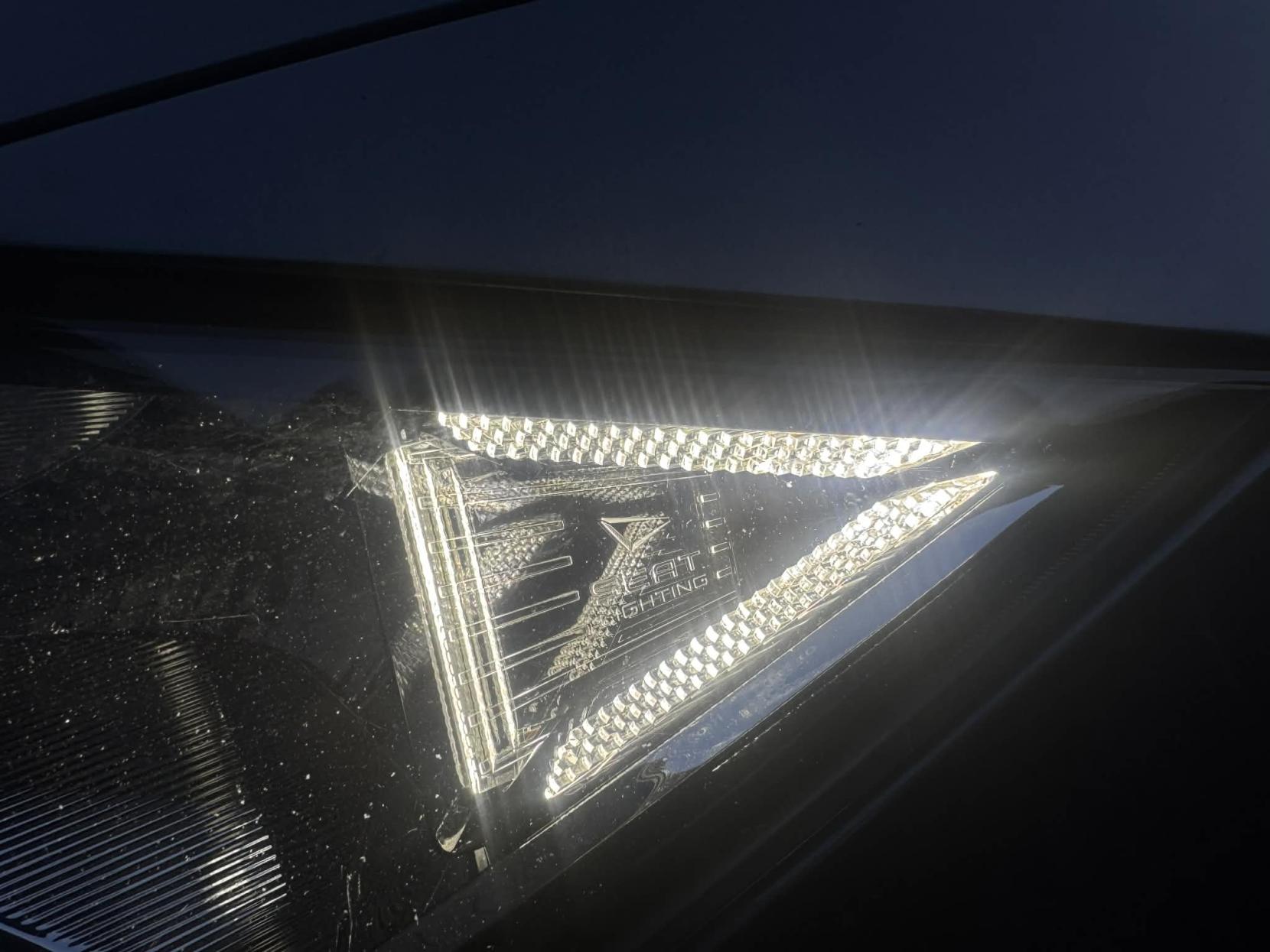 SEAT Leon 1.6 TDI SE Dynamic Technology Hatchback 5dr Diesel DSG Euro 6 (s/s) (115 ps)