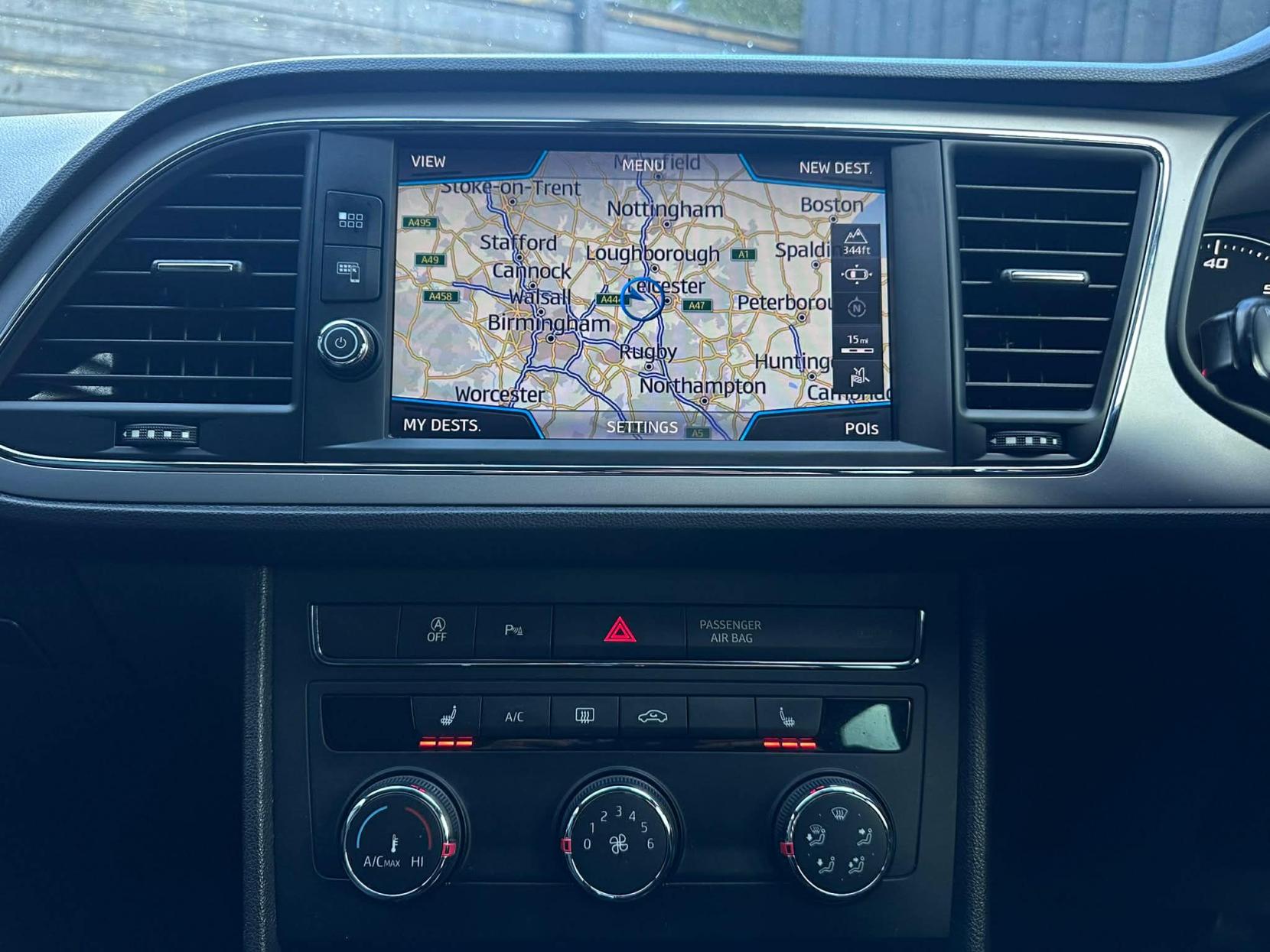 SEAT Leon 1.6 TDI SE Dynamic Technology Hatchback 5dr Diesel DSG Euro 6 (s/s) (115 ps)