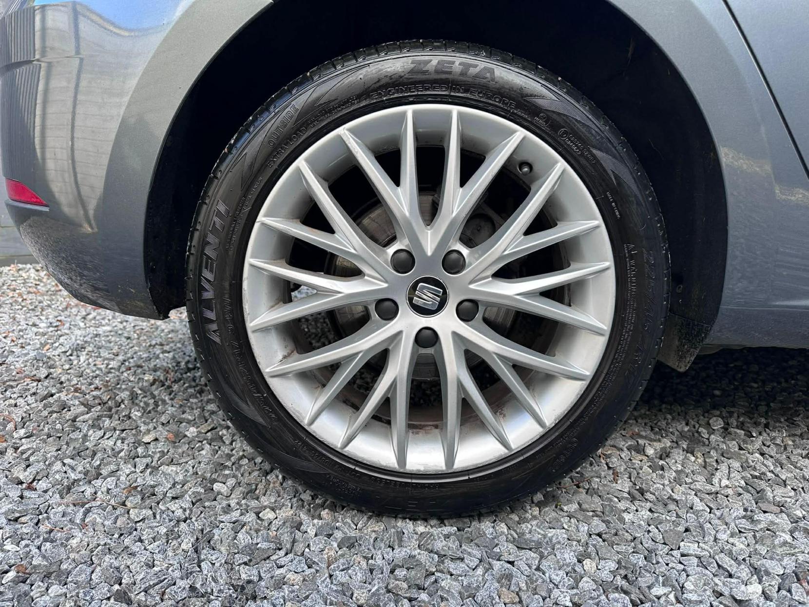 SEAT Leon 1.6 TDI SE Dynamic Technology Hatchback 5dr Diesel DSG Euro 6 (s/s) (115 ps)