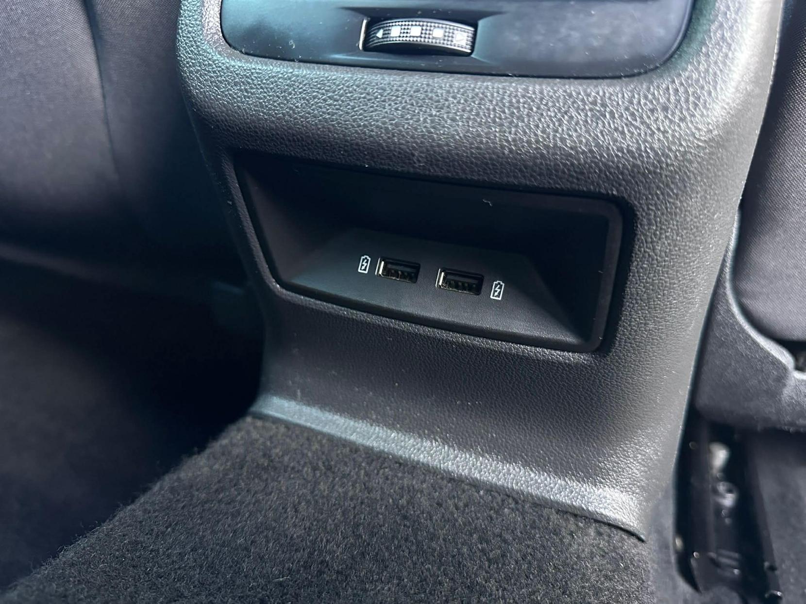 SEAT Leon 1.6 TDI SE Dynamic Technology Hatchback 5dr Diesel DSG Euro 6 (s/s) (115 ps)