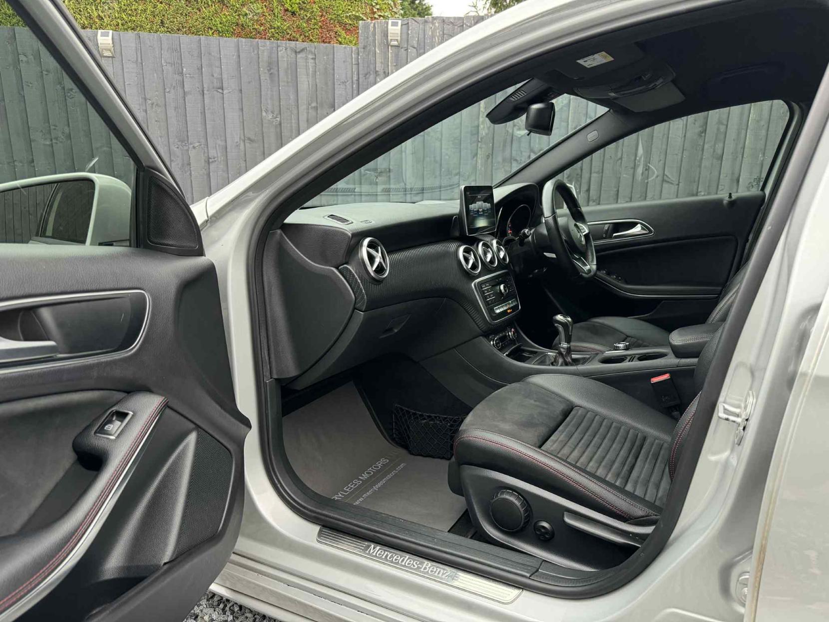 Mercedes-Benz A Class 1.5 A180d AMG Line Hatchback 5dr Diesel Manual Euro 6 (s/s) (109 ps)