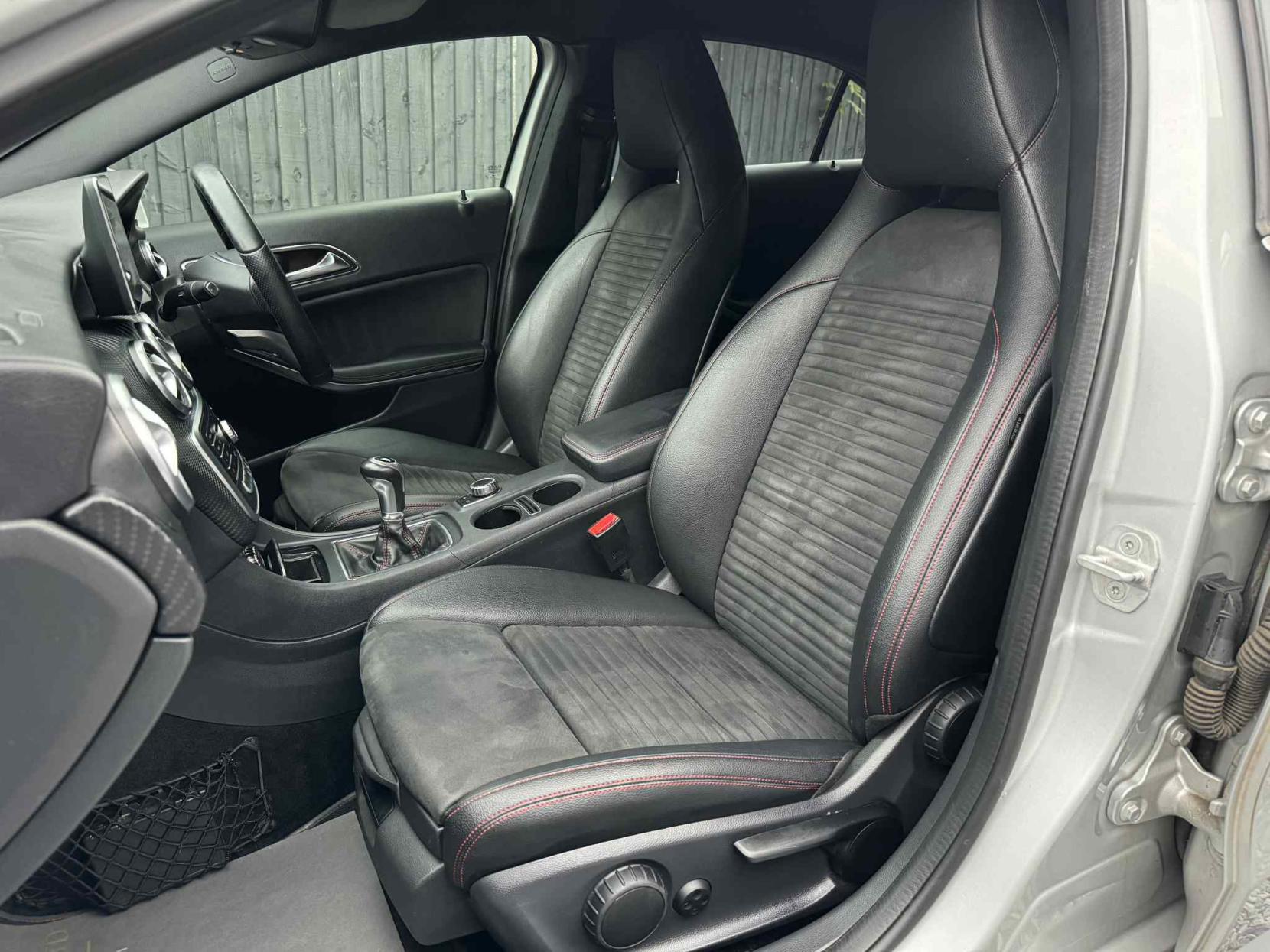 Mercedes-Benz A Class 1.5 A180d AMG Line Hatchback 5dr Diesel Manual Euro 6 (s/s) (109 ps)