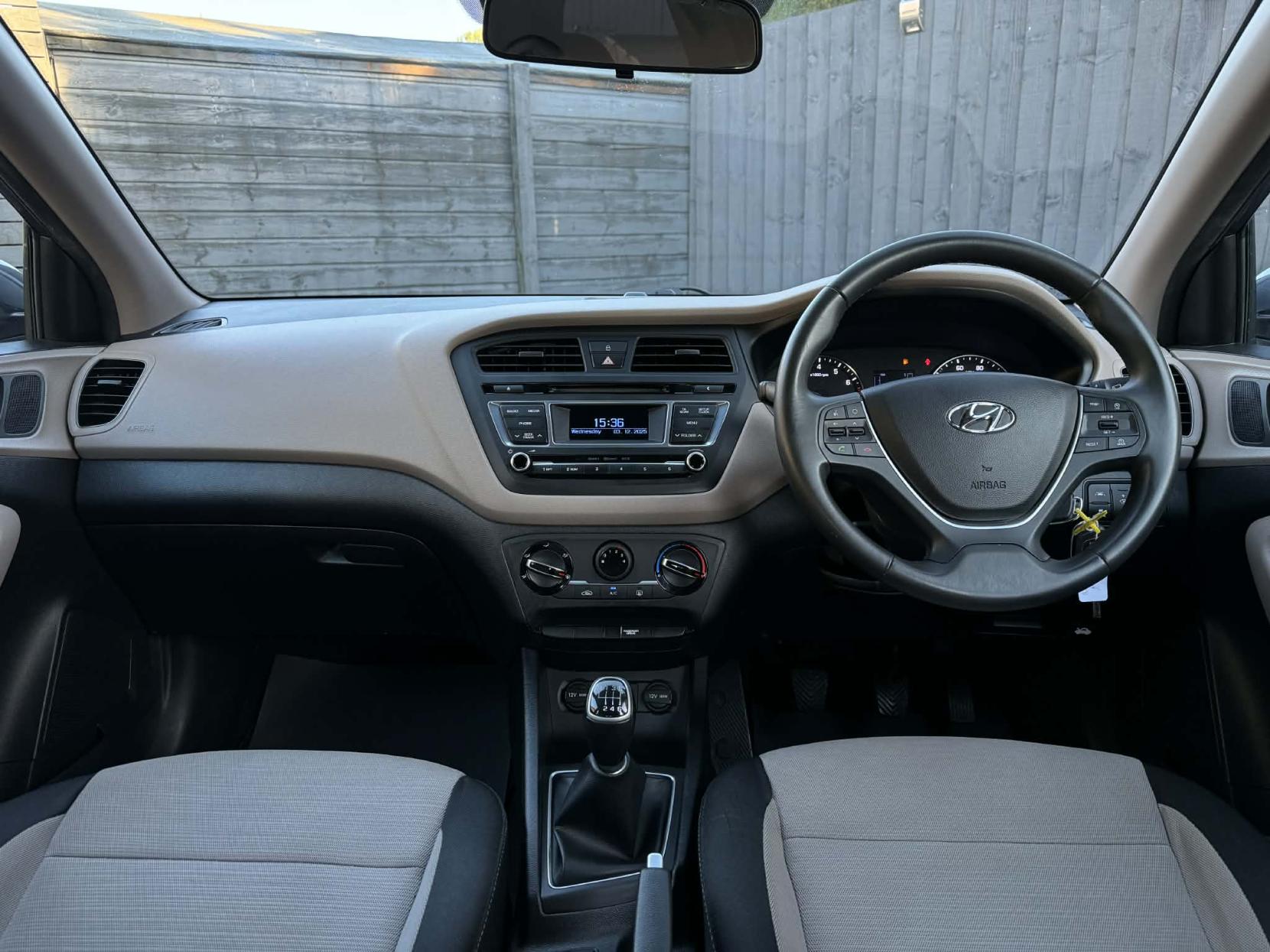 Hyundai i20 1.4 SE Hatchback 5dr Petrol Manual Euro 6 (100 ps)