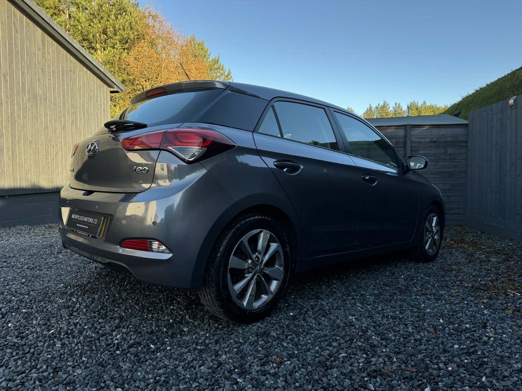 Hyundai i20 1.4 SE Hatchback 5dr Petrol Manual Euro 6 (100 ps)