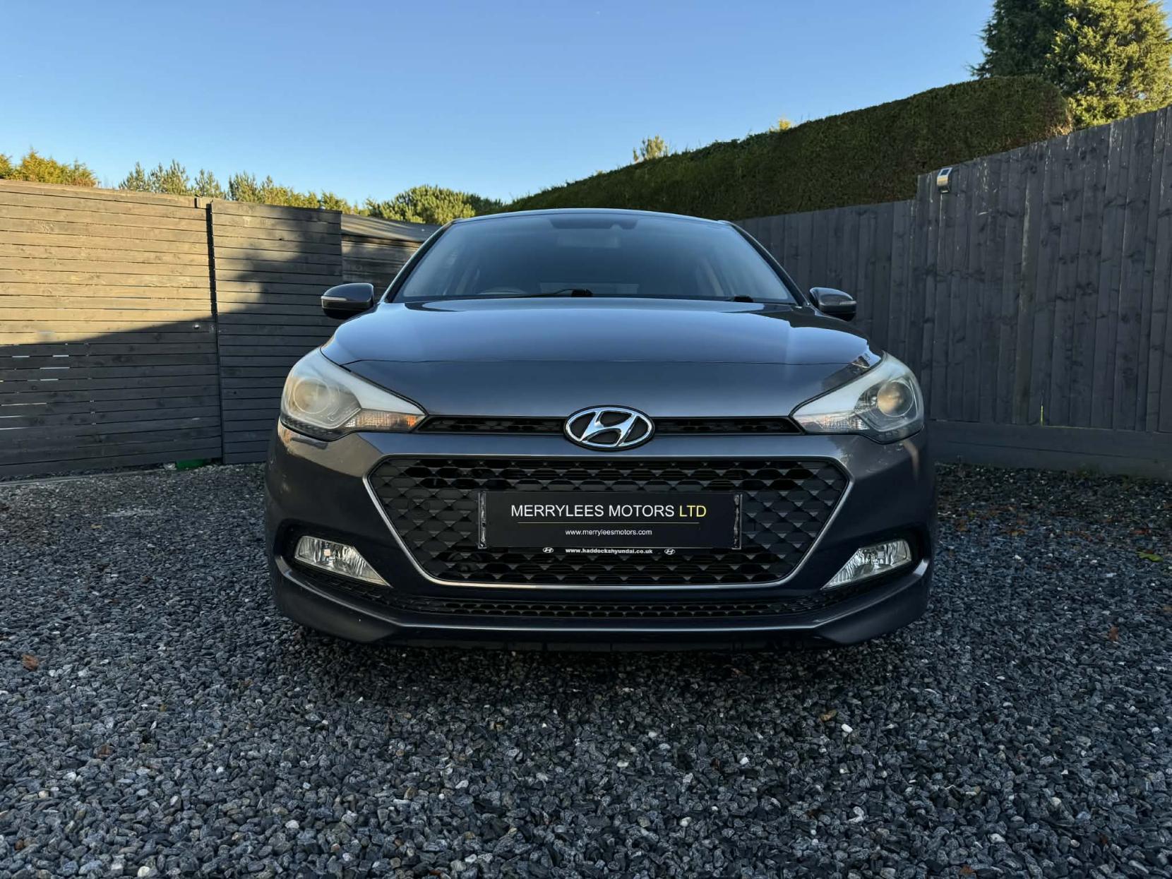 Hyundai i20 1.4 SE Hatchback 5dr Petrol Manual Euro 6 (100 ps)