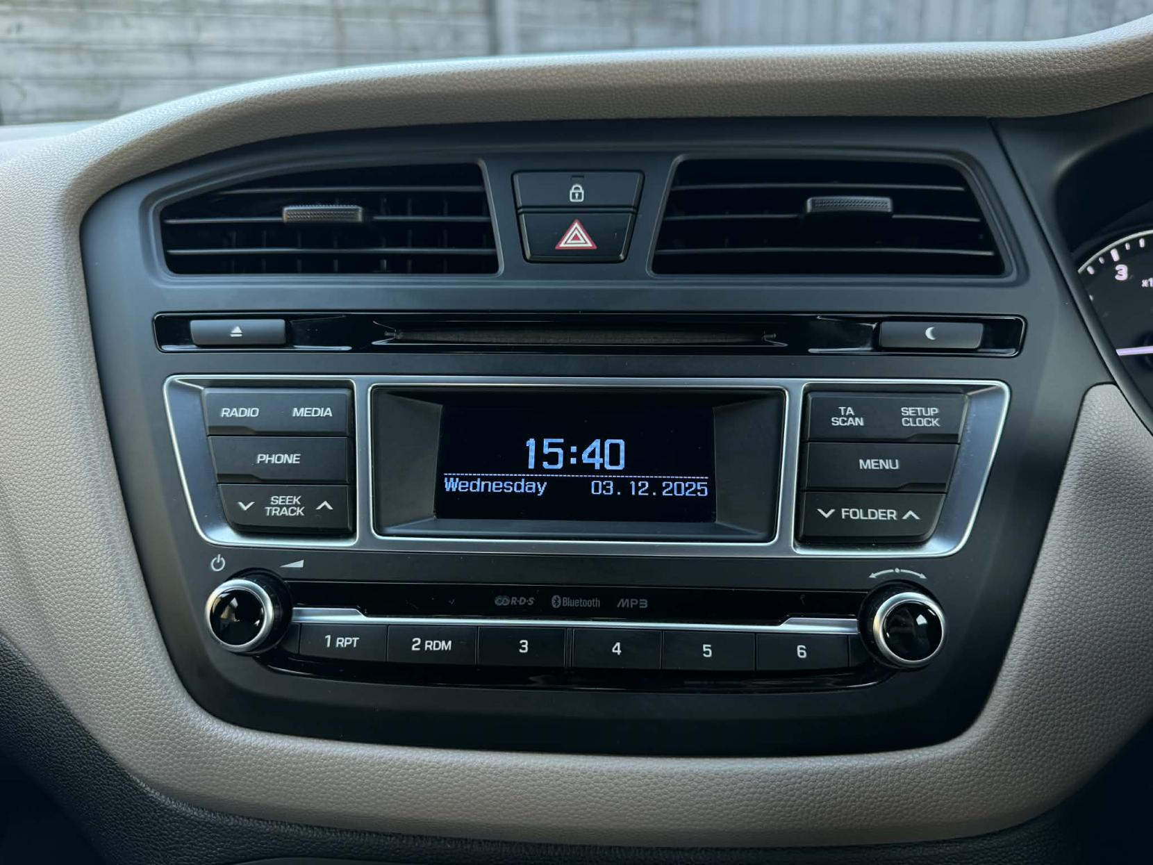 Hyundai i20 1.4 SE Hatchback 5dr Petrol Manual Euro 6 (100 ps)