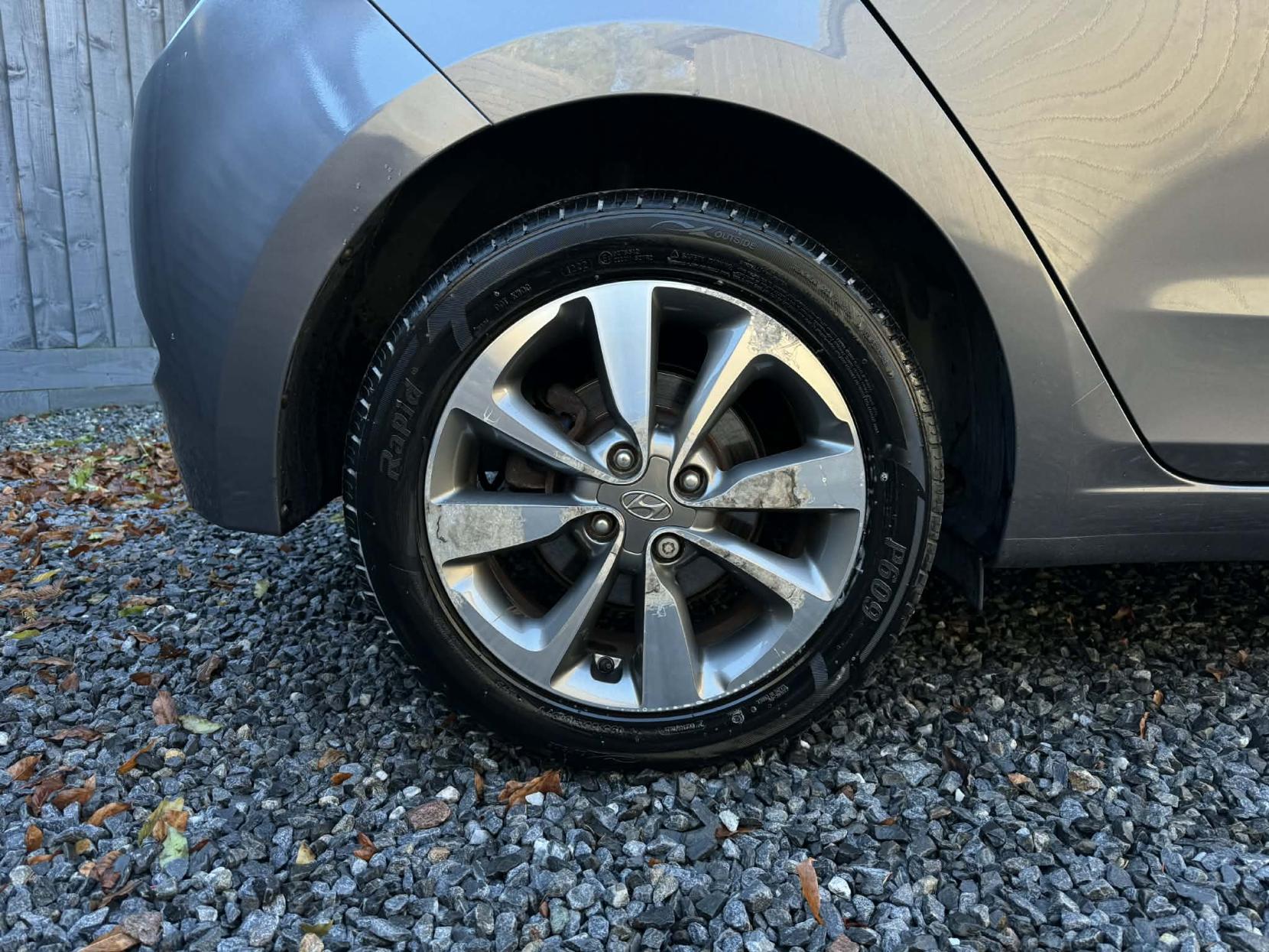 Hyundai i20 1.4 SE Hatchback 5dr Petrol Manual Euro 6 (100 ps)