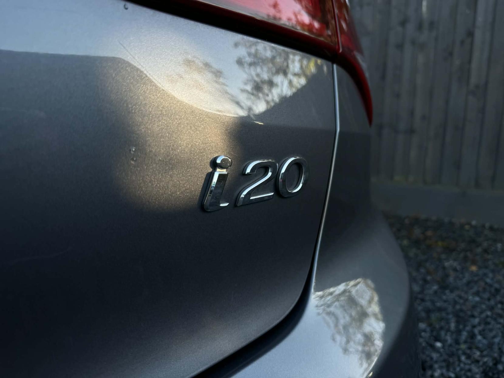 Hyundai i20 1.4 SE Hatchback 5dr Petrol Manual Euro 6 (100 ps)