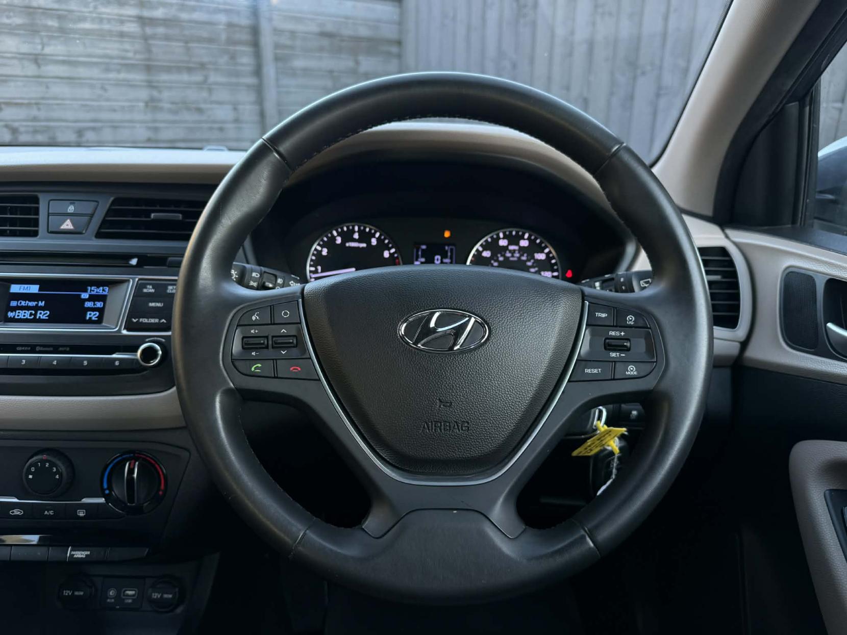 Hyundai i20 1.4 SE Hatchback 5dr Petrol Manual Euro 6 (100 ps)