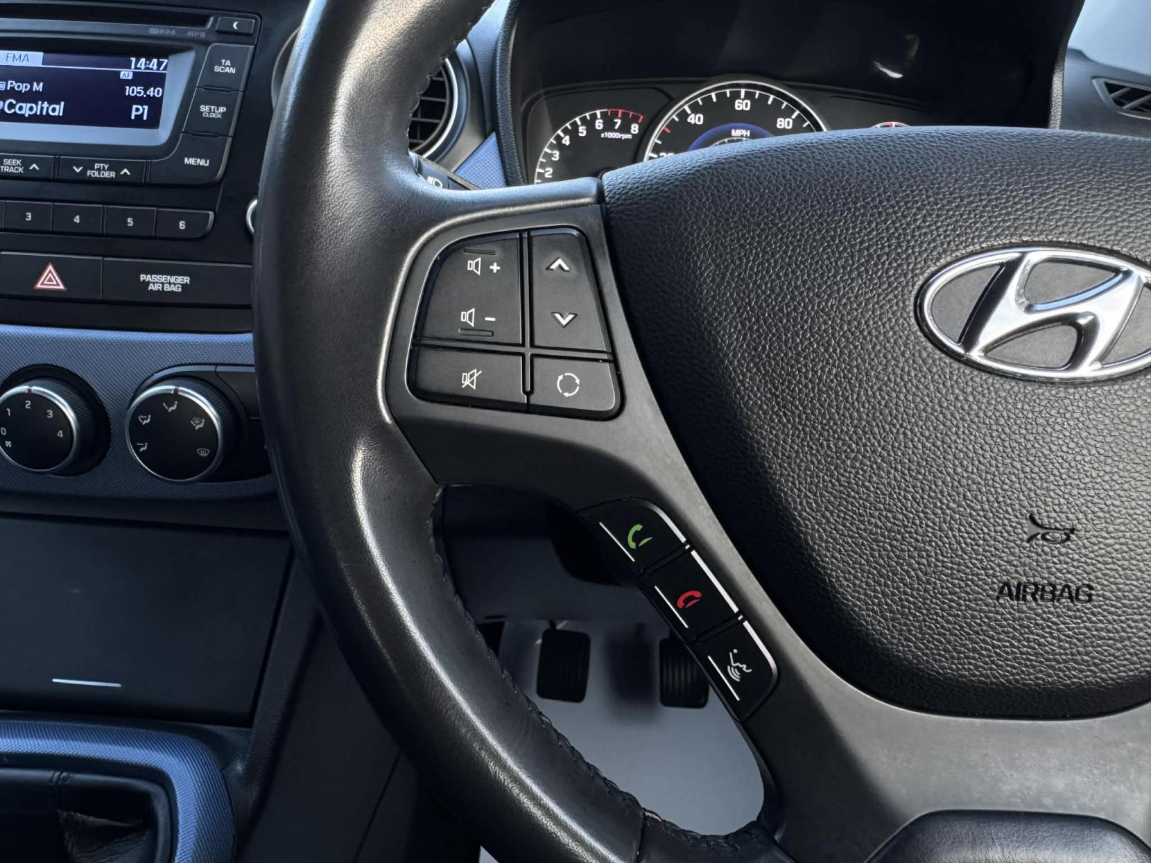 Hyundai i10 1.2 Premium Hatchback 5dr Petrol Manual Euro 5 (87 ps)