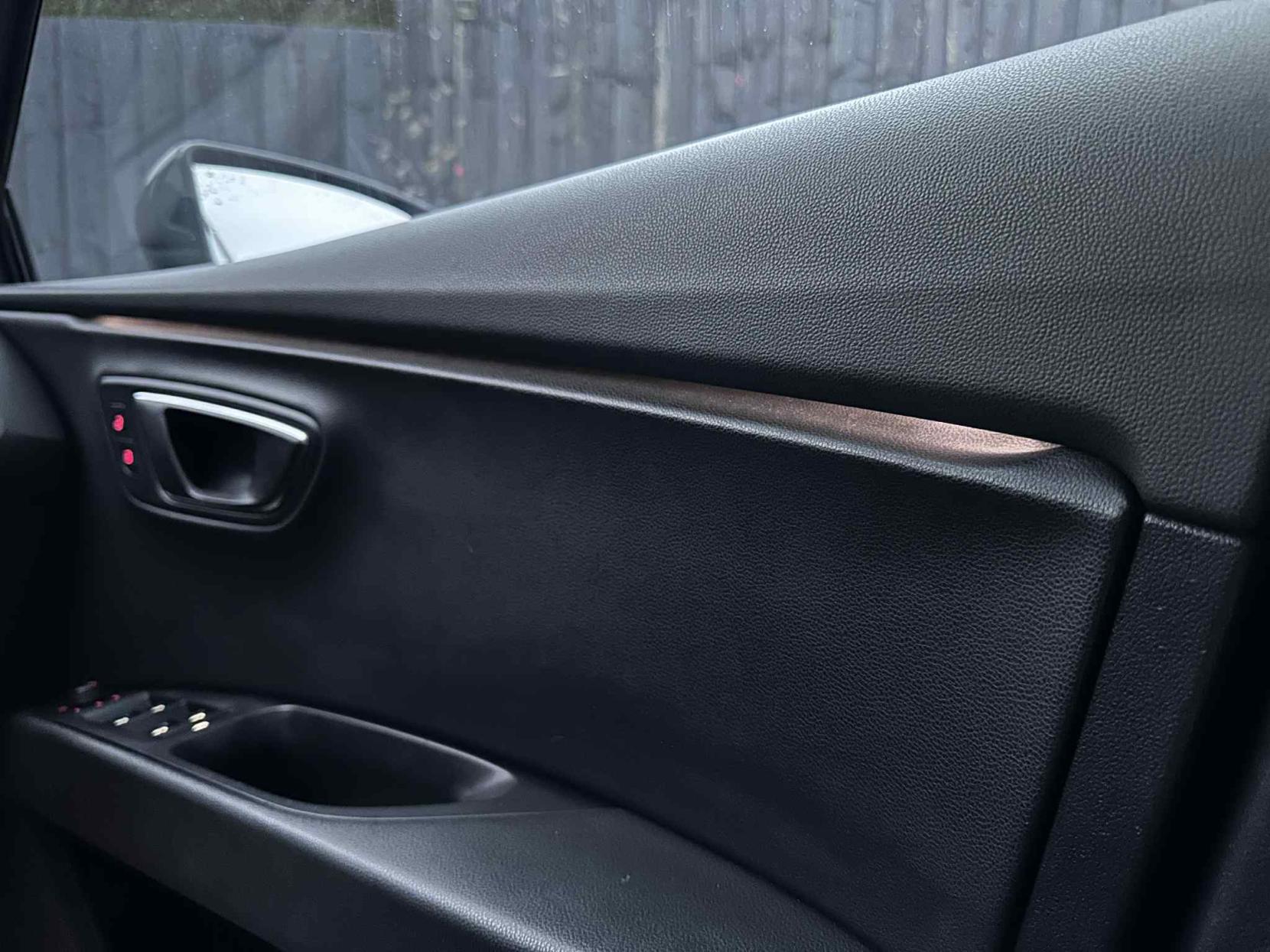 SEAT Leon 2.0 TDI FR Hatchback 5dr Diesel Manual Euro 6 (s/s) (150 ps)