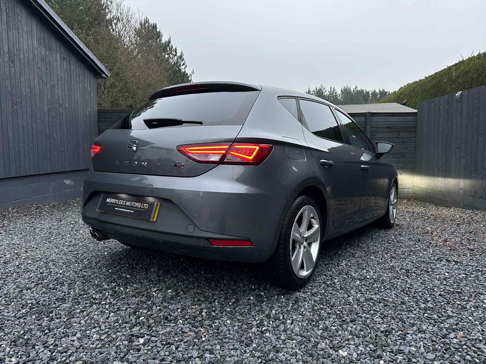 SEAT Leon 2.0 TDI FR Hatchback 5dr Diesel Manual Euro 6 (s/s) (150 ps)