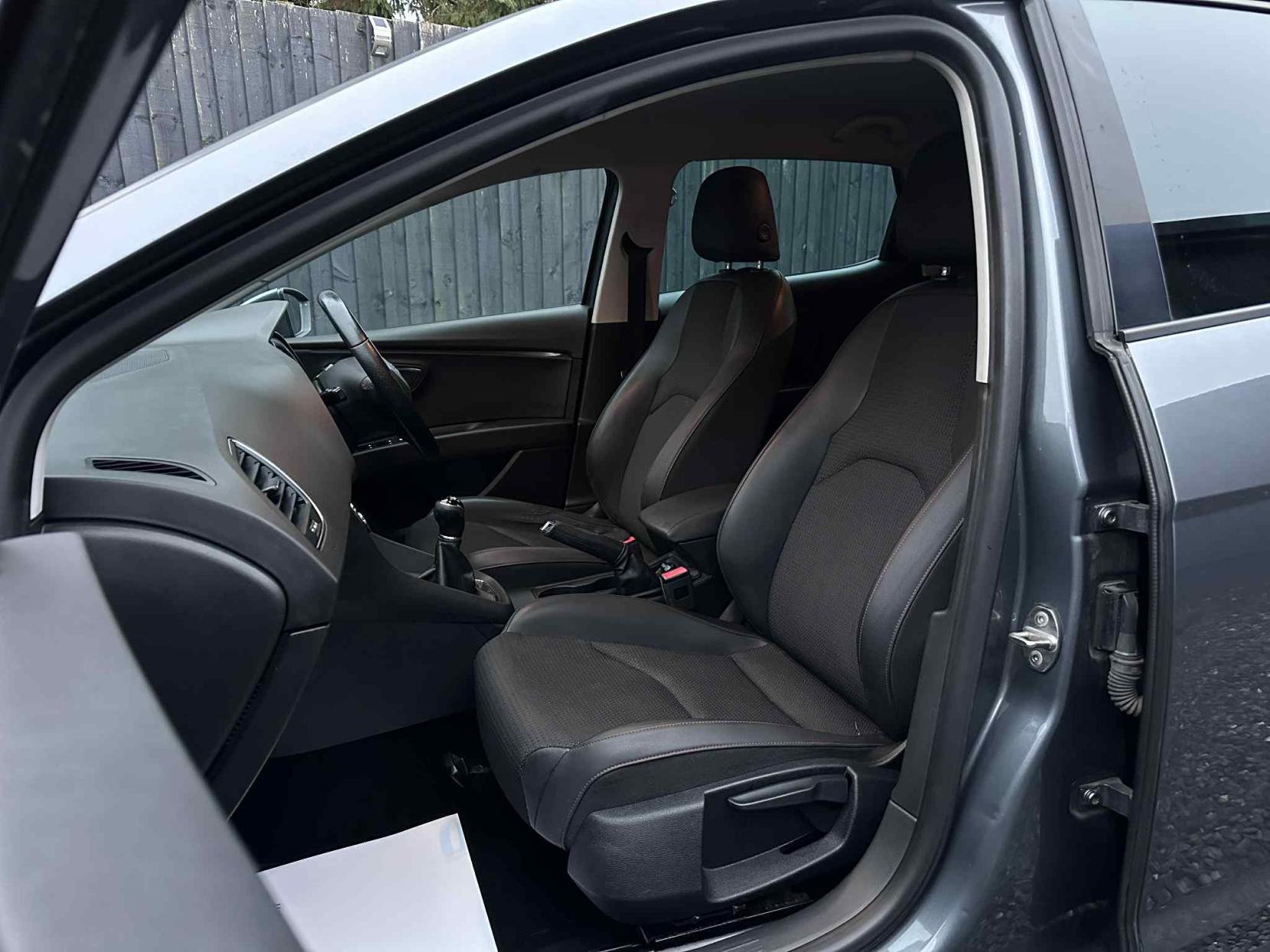 SEAT Leon 2.0 TDI FR Hatchback 5dr Diesel Manual Euro 6 (s/s) (150 ps)