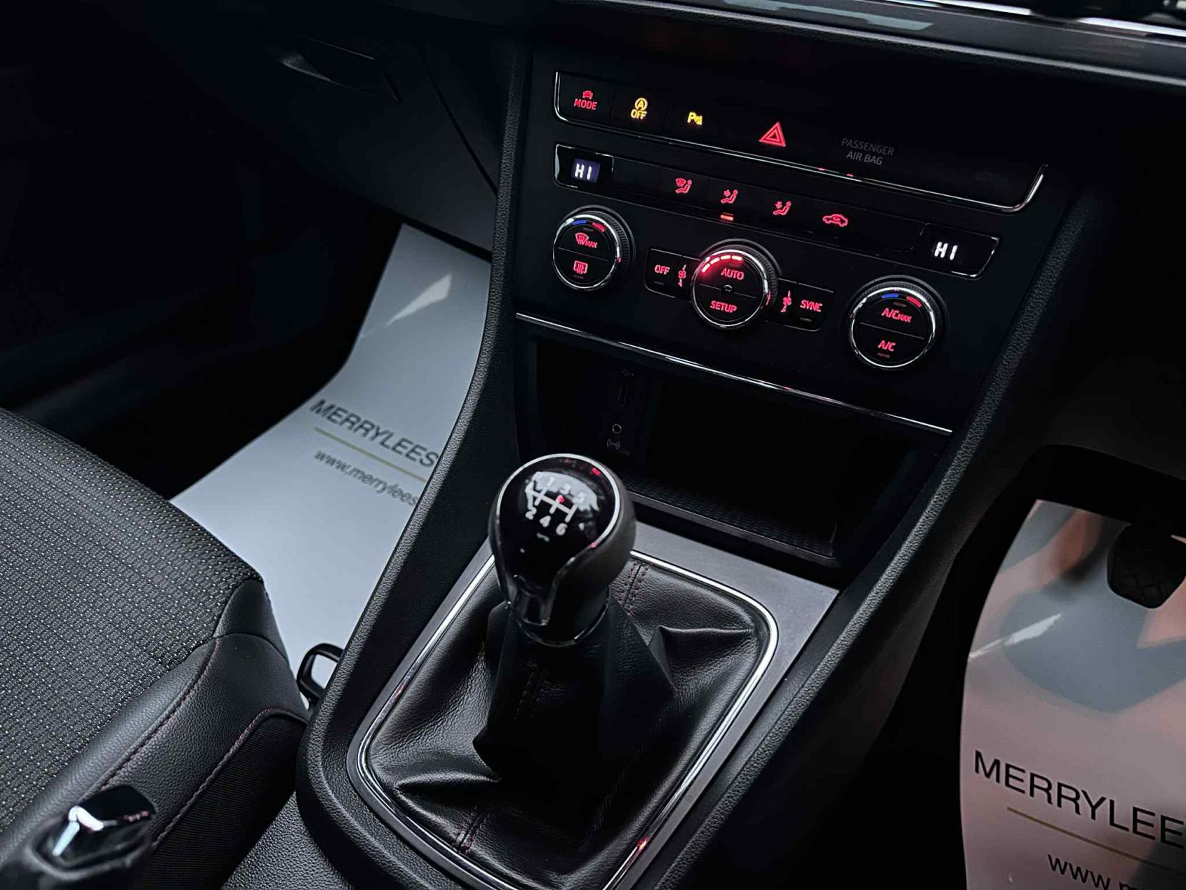 SEAT Leon 2.0 TDI FR Hatchback 5dr Diesel Manual Euro 6 (s/s) (150 ps)