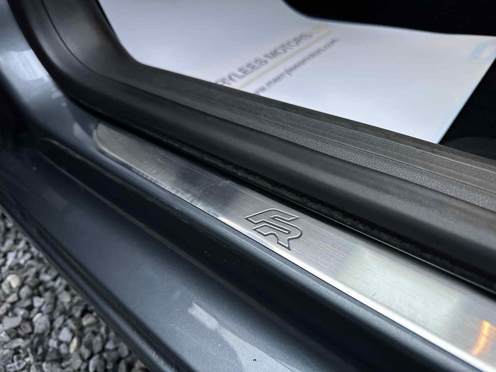 SEAT Leon 2.0 TDI FR Hatchback 5dr Diesel Manual Euro 6 (s/s) (150 ps)