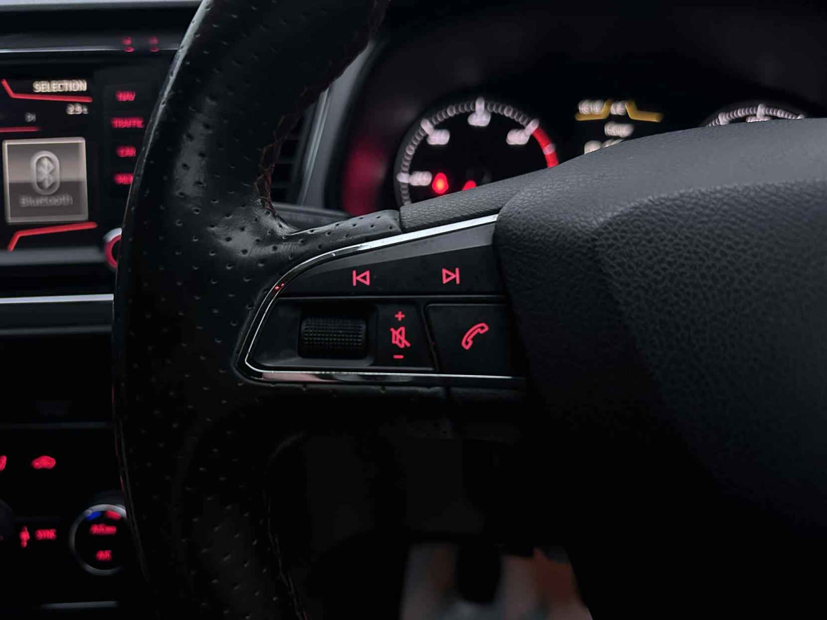 SEAT Leon 2.0 TDI FR Hatchback 5dr Diesel Manual Euro 6 (s/s) (150 ps)