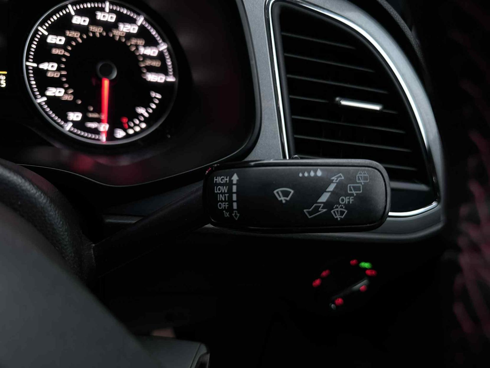 SEAT Leon 2.0 TDI FR Hatchback 5dr Diesel Manual Euro 6 (s/s) (150 ps)