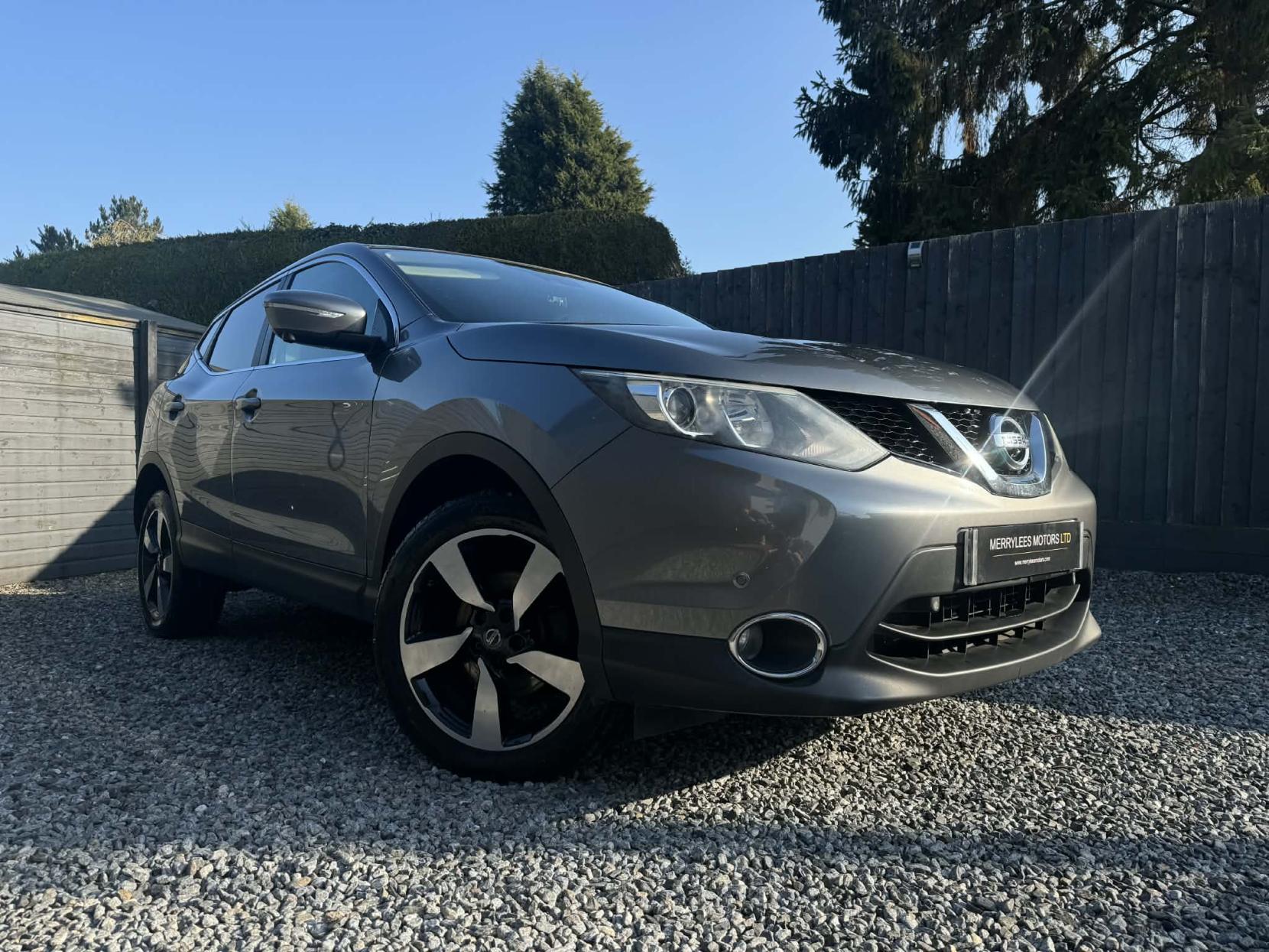 Nissan Qashqai 1.5 dCi n-tec SUV 5dr Diesel Manual 2WD Euro 6 (s/s) (110 ps)