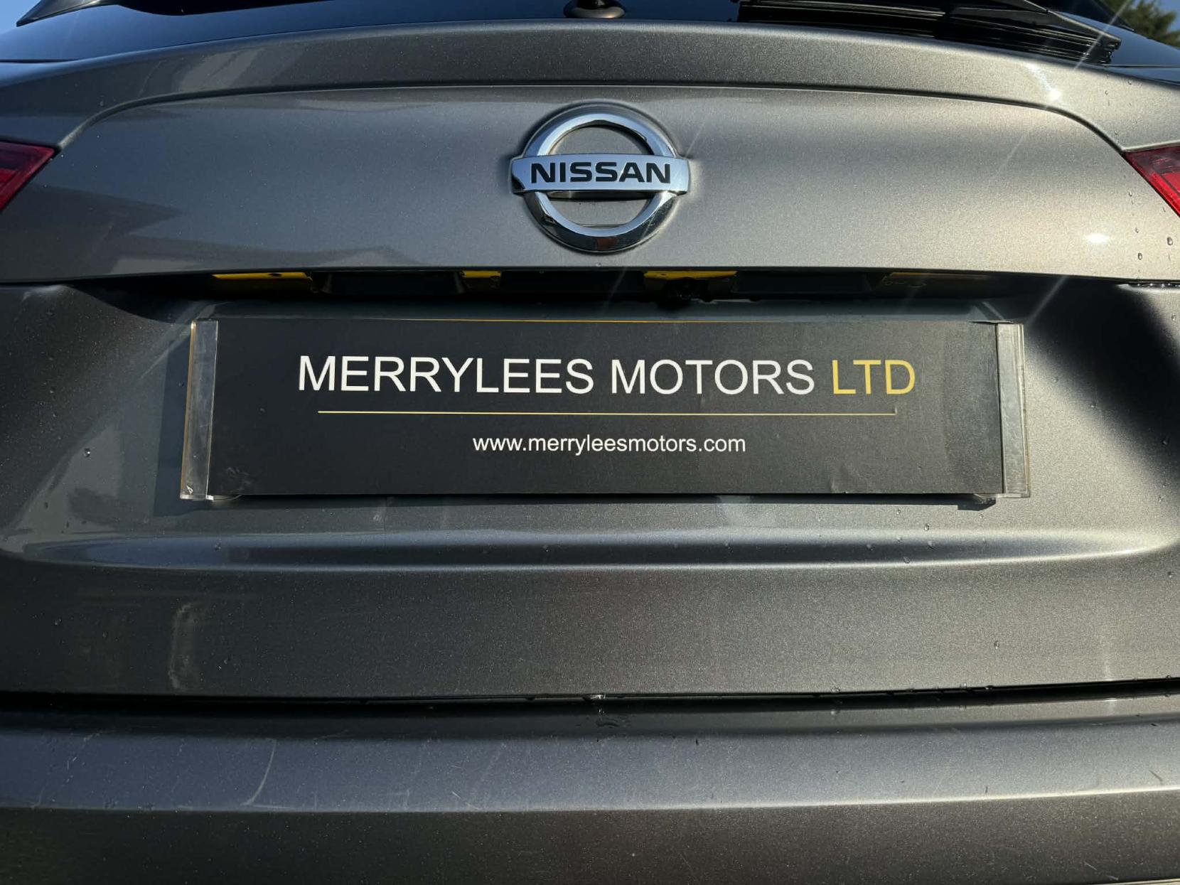 Nissan Qashqai 1.5 dCi n-tec SUV 5dr Diesel Manual 2WD Euro 6 (s/s) (110 ps)