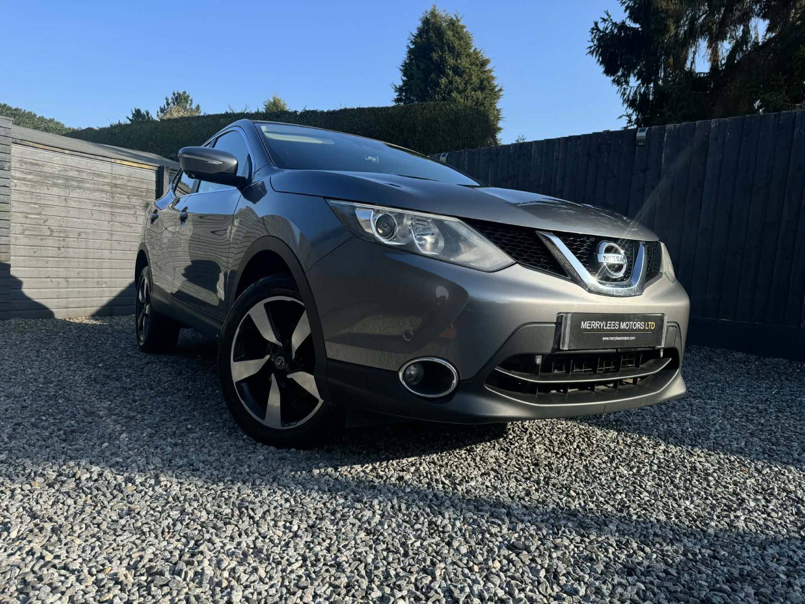 Nissan Qashqai 1.5 dCi n-tec SUV 5dr Diesel Manual 2WD Euro 6 (s/s) (110 ps)