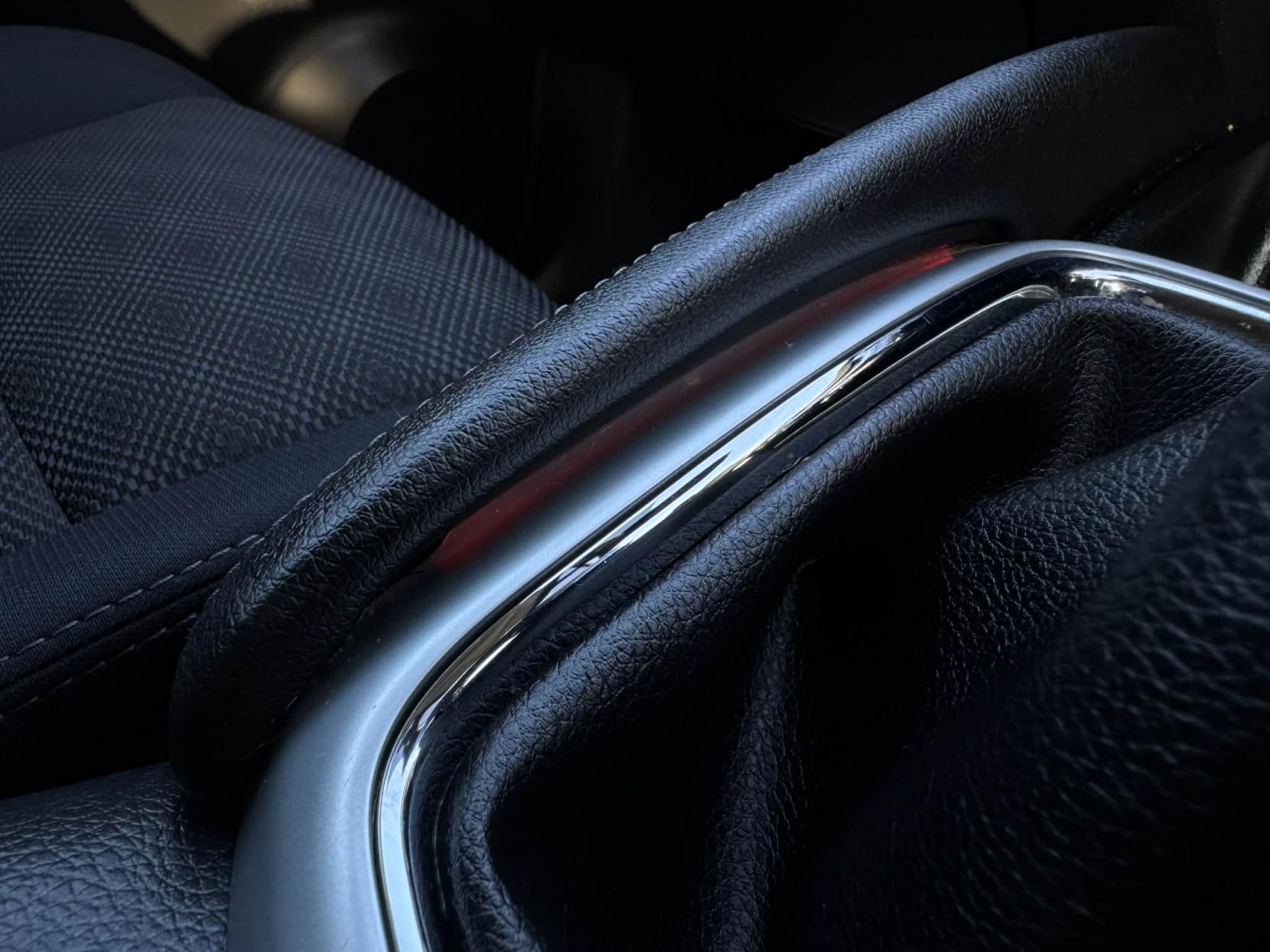 Nissan Qashqai 1.5 dCi n-tec SUV 5dr Diesel Manual 2WD Euro 6 (s/s) (110 ps)