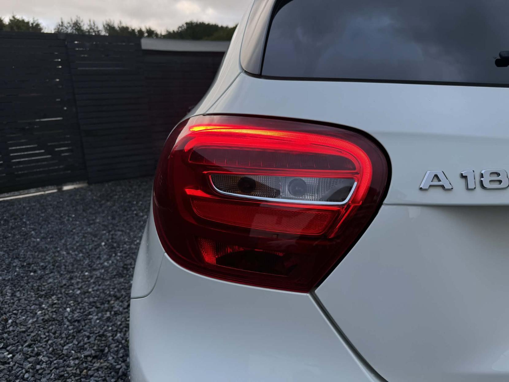 Mercedes-Benz A Class 1.5 A180d AMG Line Hatchback 5dr Diesel Manual Euro 6 (s/s) (109 ps)