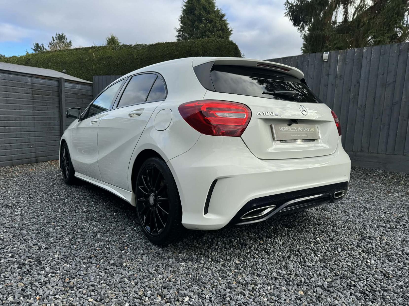 Mercedes-Benz A Class 1.5 A180d AMG Line Hatchback 5dr Diesel Manual Euro 6 (s/s) (109 ps)