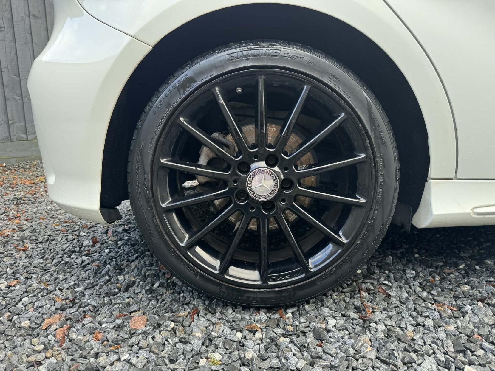 Mercedes-Benz A Class 1.5 A180d AMG Line Hatchback 5dr Diesel Manual Euro 6 (s/s) (109 ps)