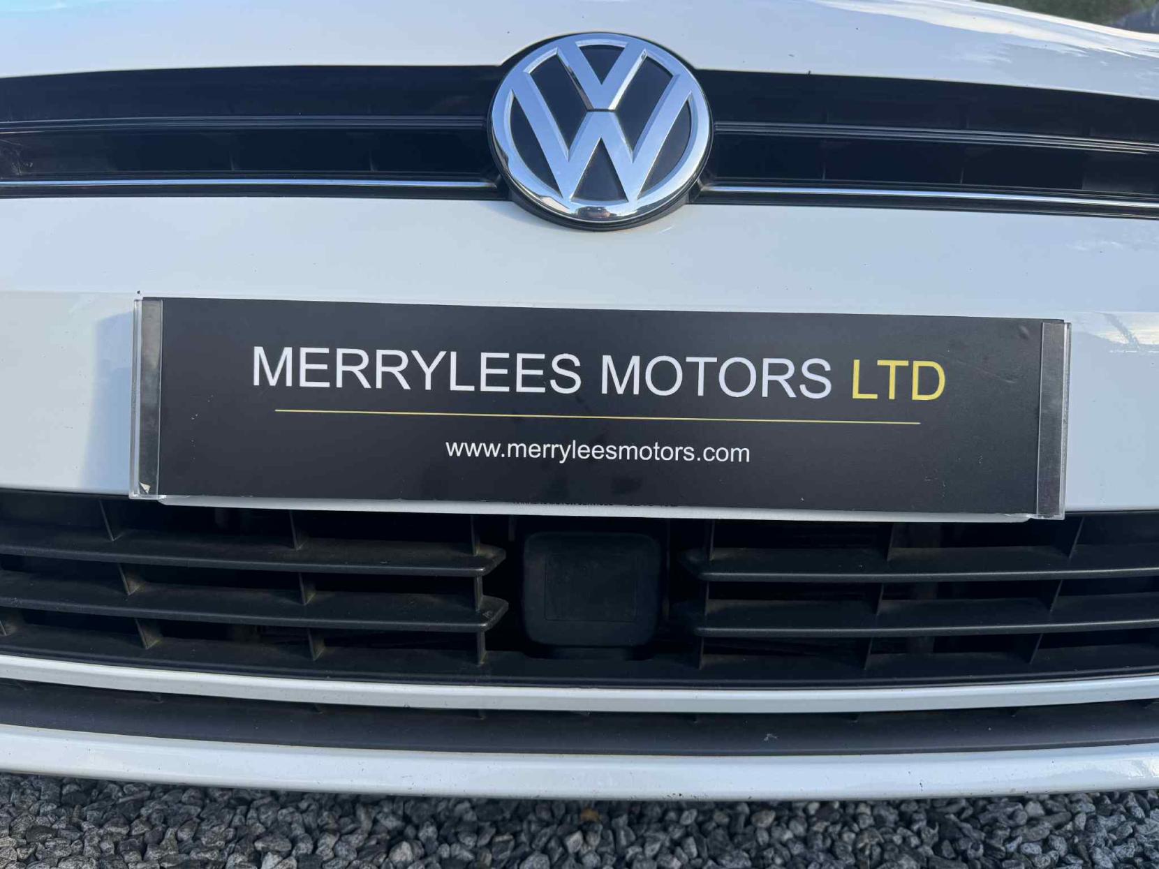 Volkswagen Golf 1.6 TDI BlueMotion Tech SE Hatchback 5dr Diesel Manual Euro 5 (s/s) (105 ps)