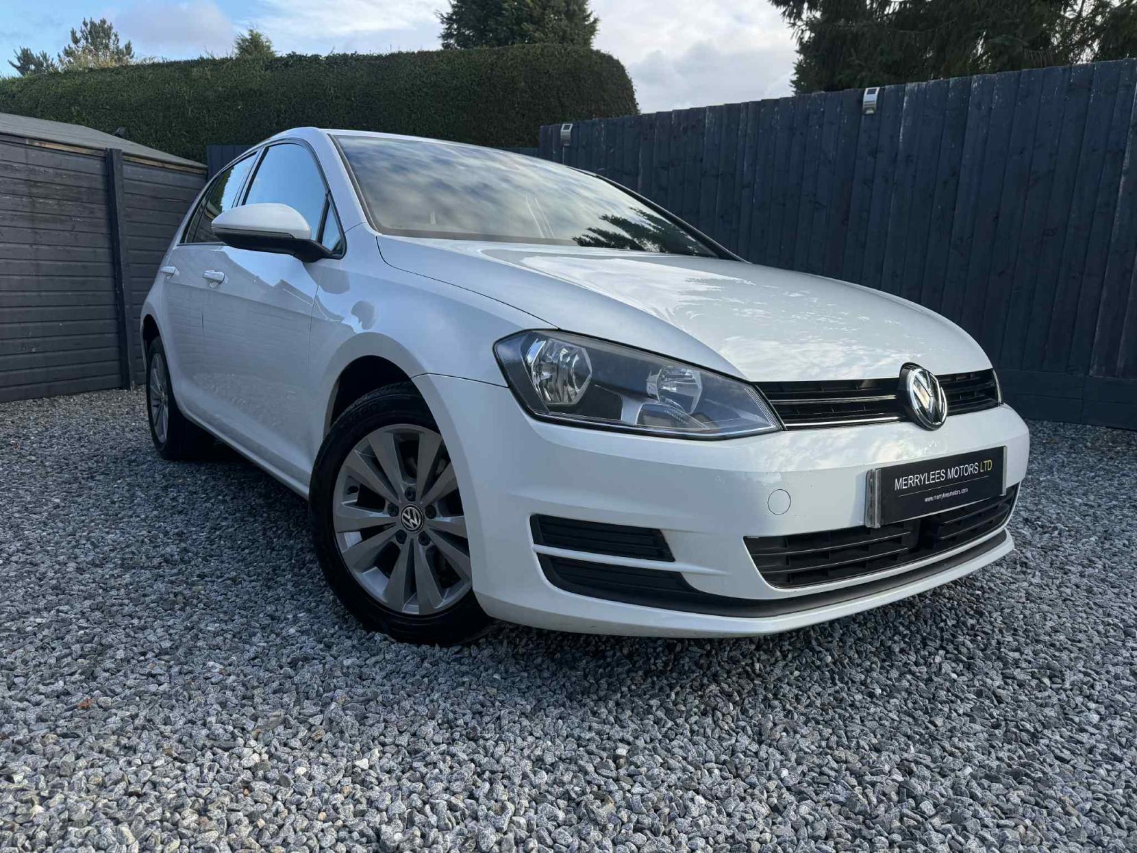 Volkswagen Golf 1.6 TDI BlueMotion Tech SE Hatchback 5dr Diesel Manual Euro 5 (s/s) (105 ps)