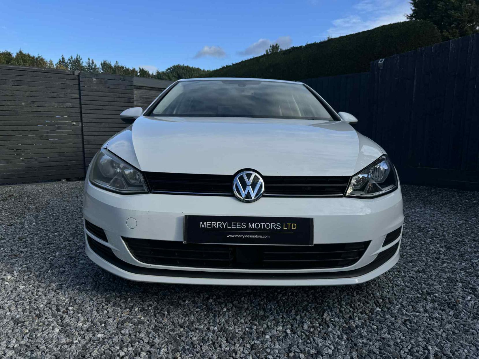 Volkswagen Golf 1.6 TDI BlueMotion Tech SE Hatchback 5dr Diesel Manual Euro 5 (s/s) (105 ps)