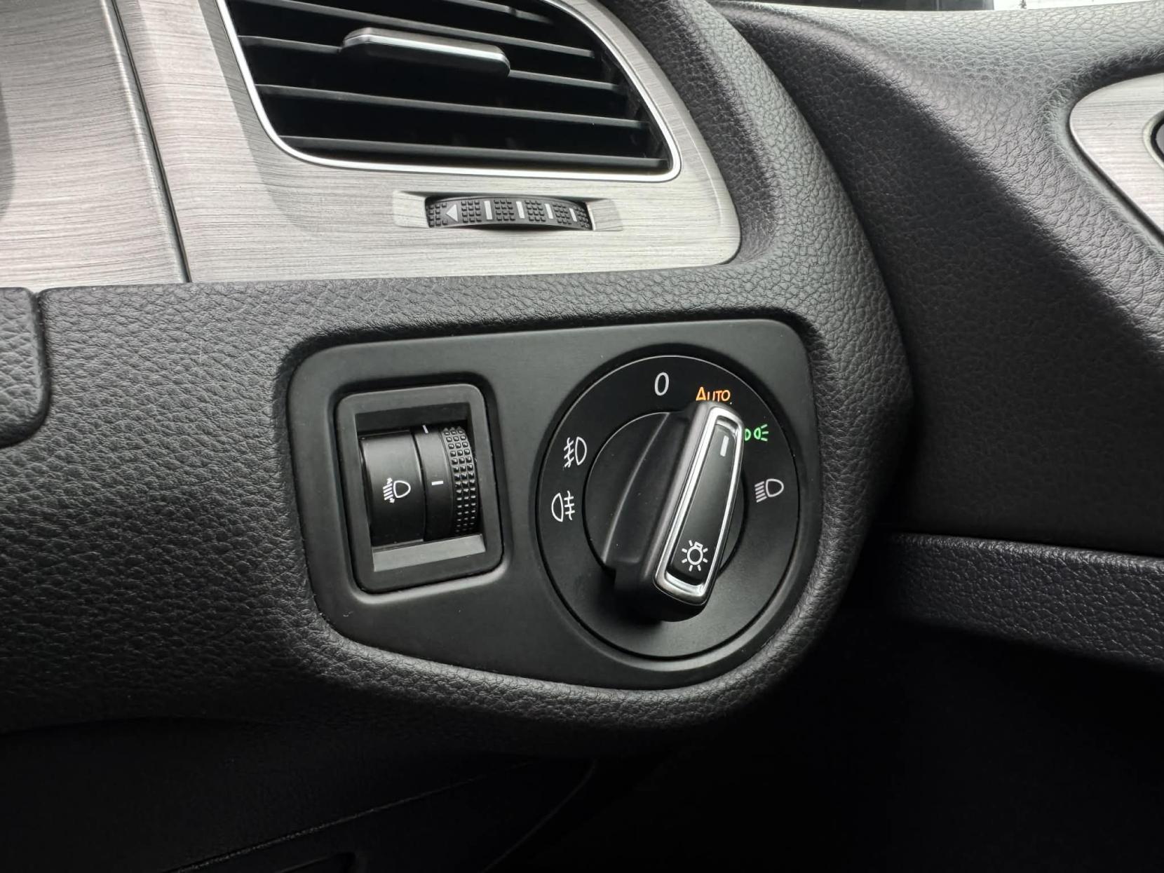 Volkswagen Golf 2.0 TDI BlueMotion Tech Match Edition Hatchback 5dr Diesel Manual Euro 6 (s/s) (150 ps)