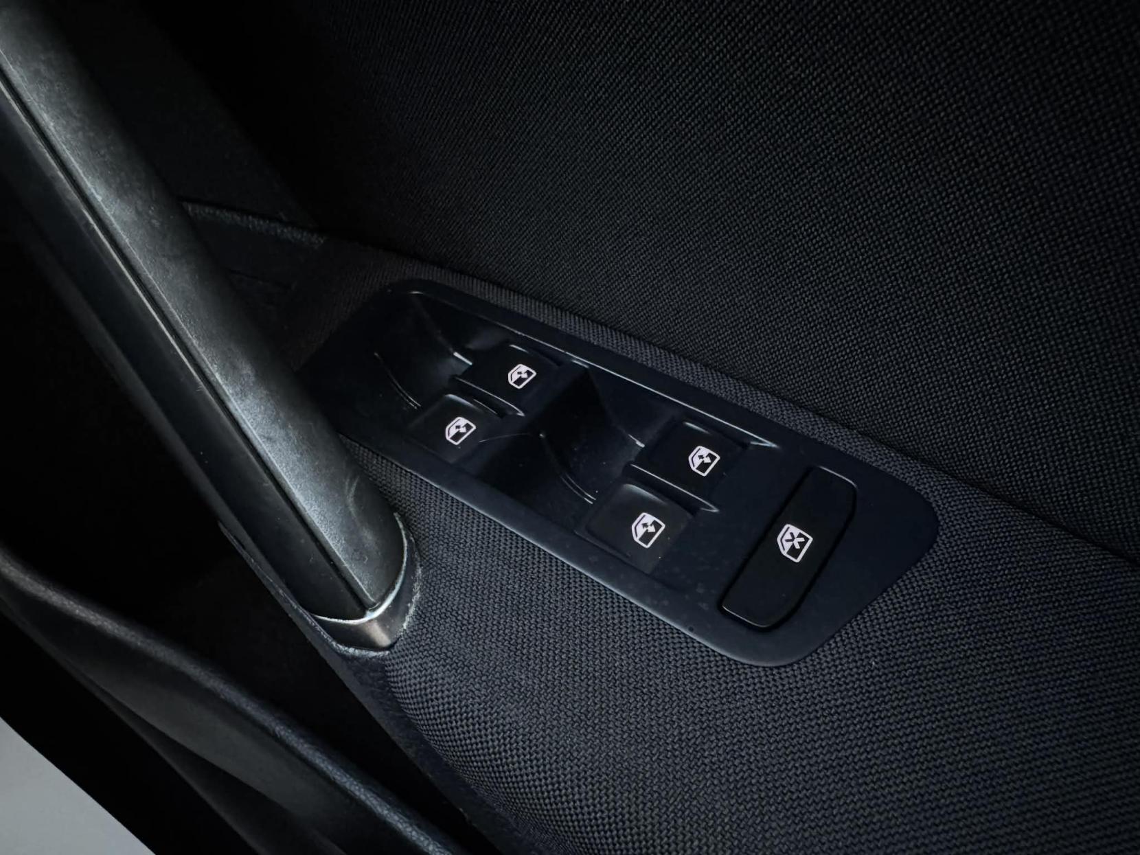 Volkswagen Golf 1.6 TDI BlueMotion Tech Match Hatchback 5dr Diesel Manual Euro 6 (s/s) (110 ps)