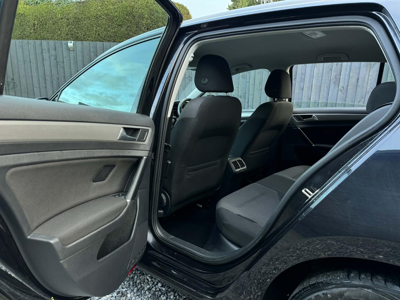 Volkswagen Golf 1.6 TDI BlueMotion Tech Match Hatchback 5dr Diesel Manual Euro 6 (s/s) (110 ps)